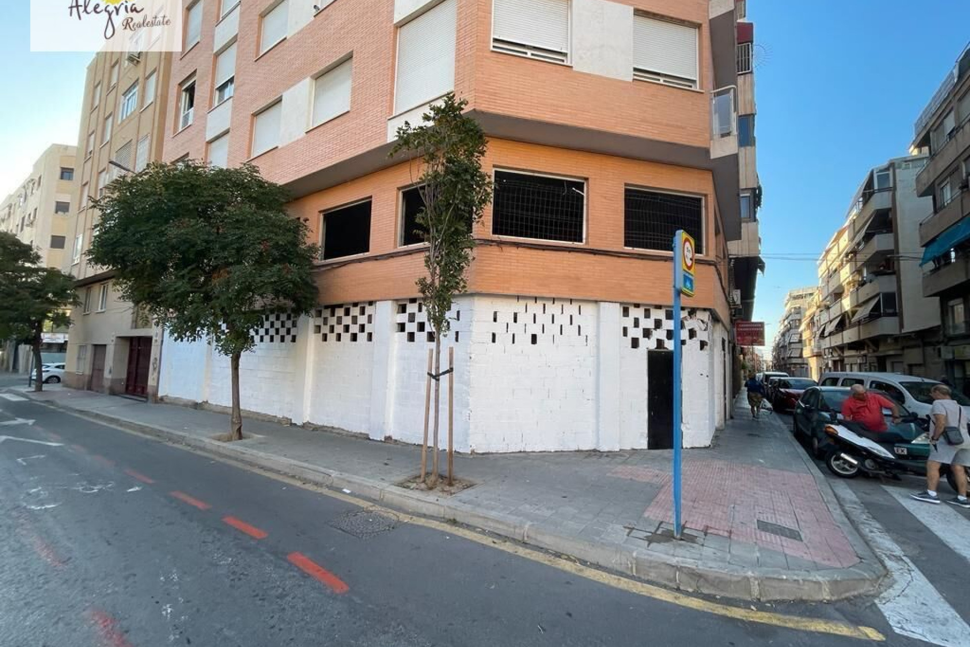 Reventa - Local Comercial - Alicante - Altozano