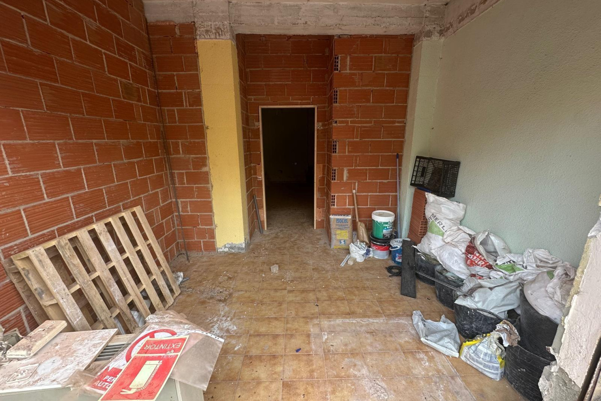 Reventa - Local Comercial - Alicante - Altozano