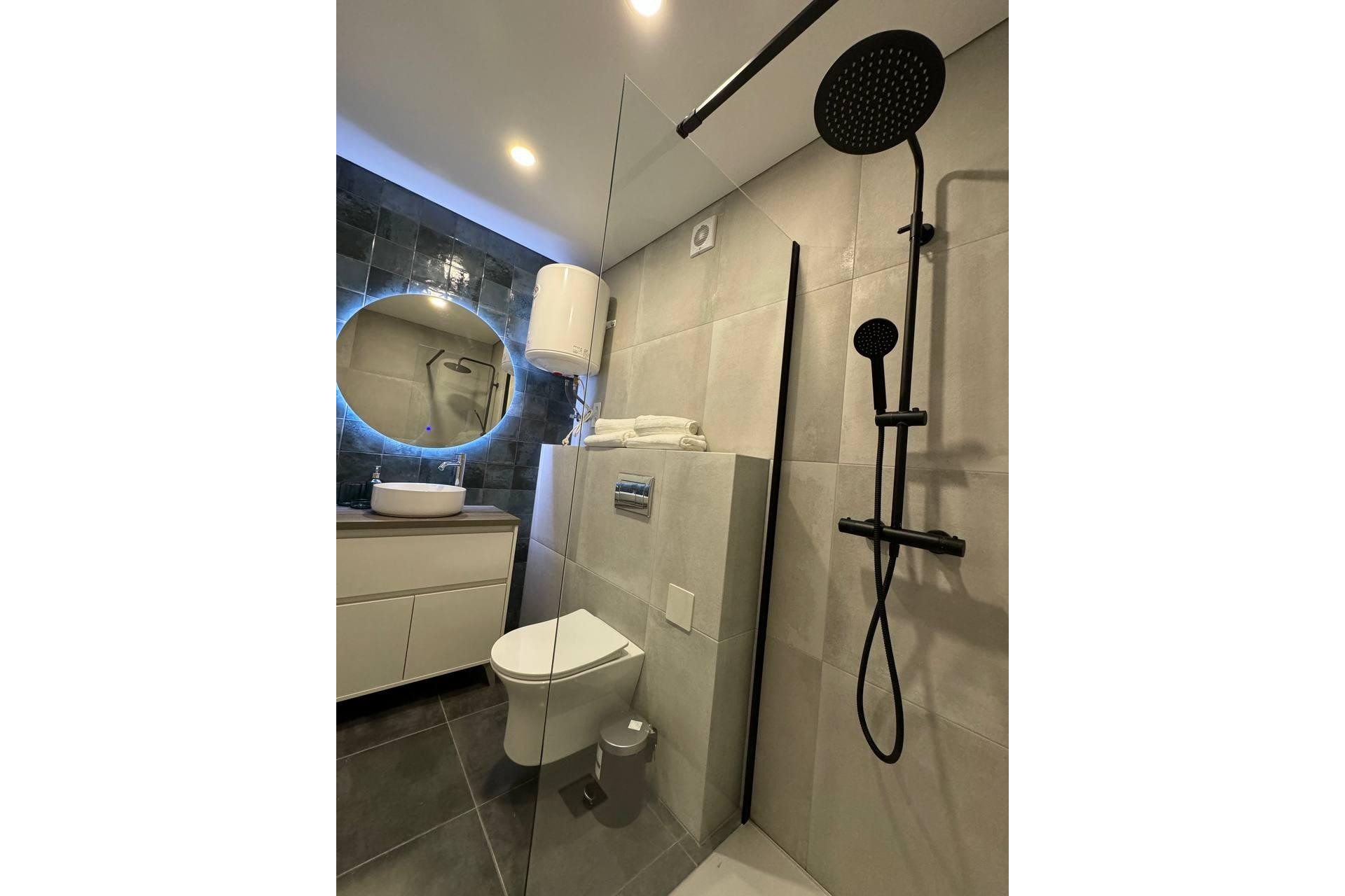 Reventa - Local Comercial - Alicante - Mercado