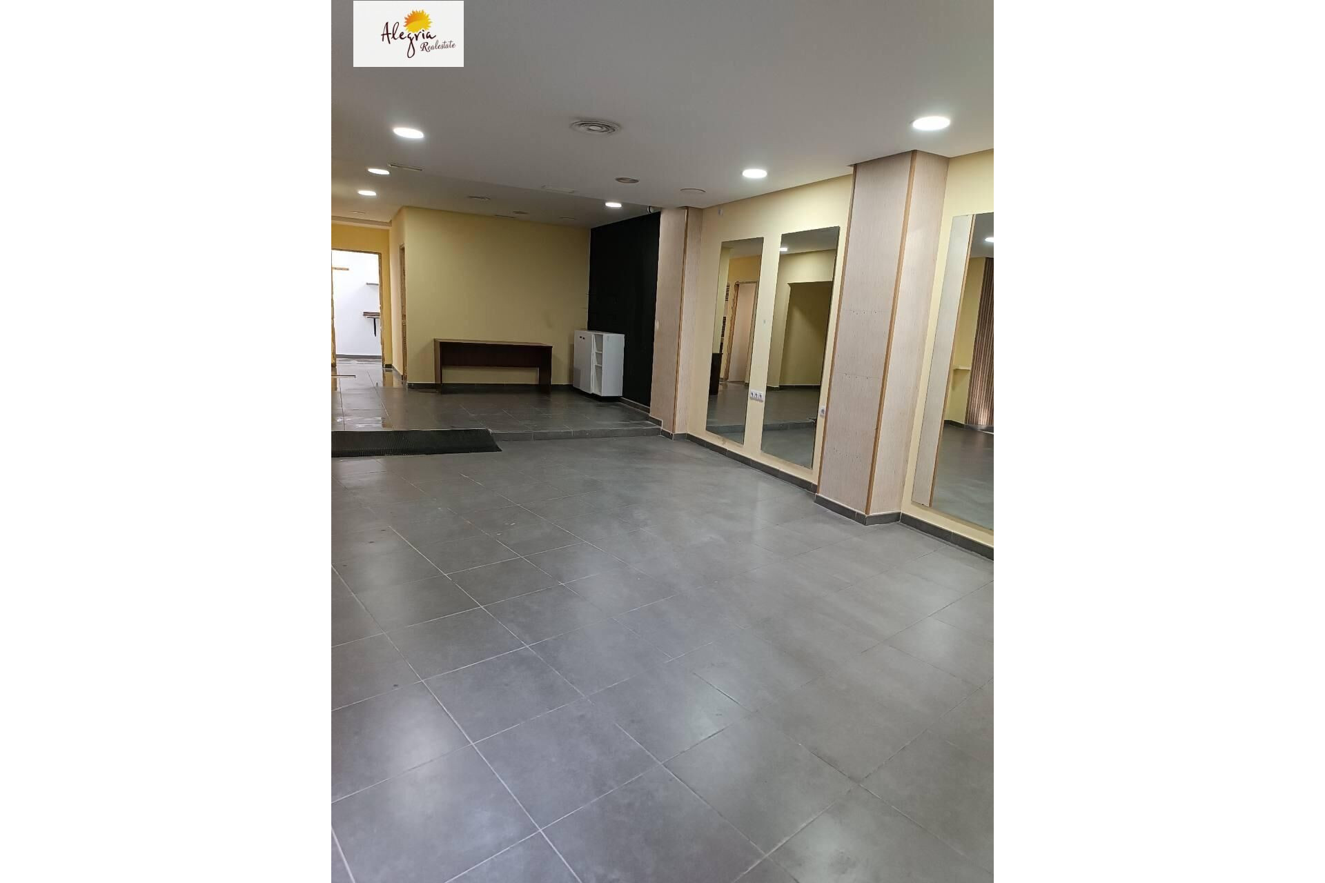 Reventa - Local Comercial - Burjassot - UNIVERSIDADES