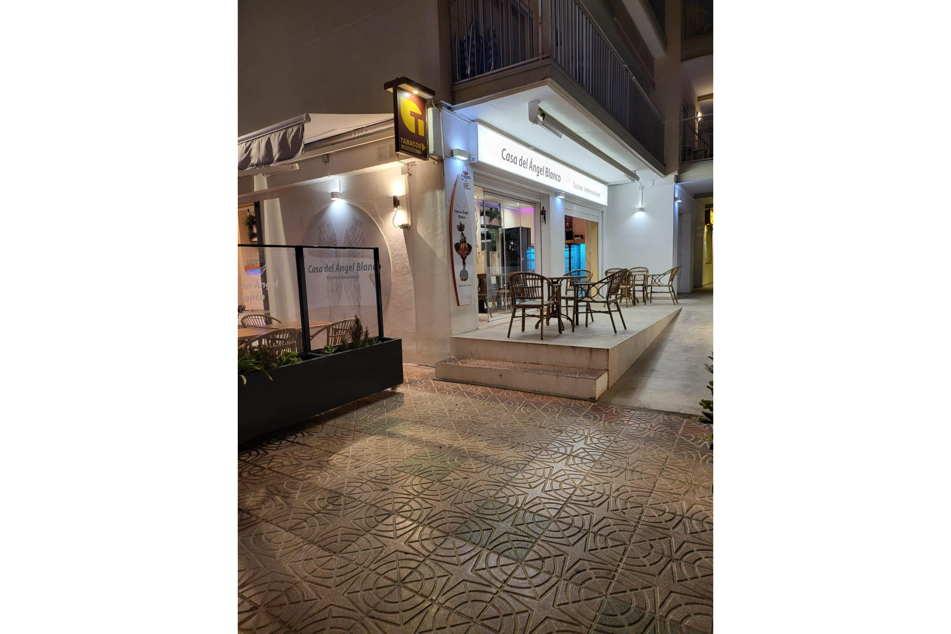 Reventa - Local Comercial - Calpe - Ifach