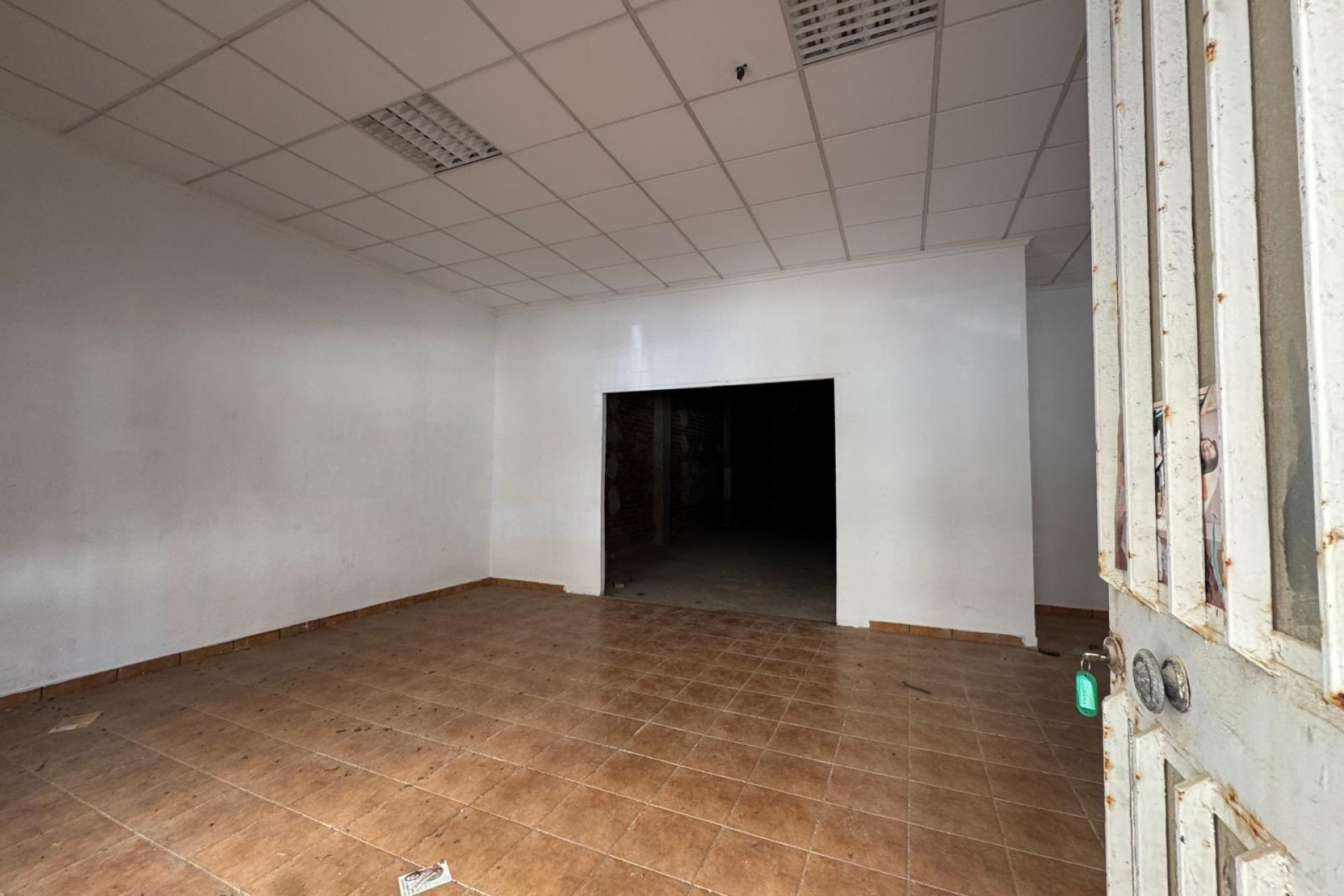 Reventa - Local Comercial - Torrevieja - Centro