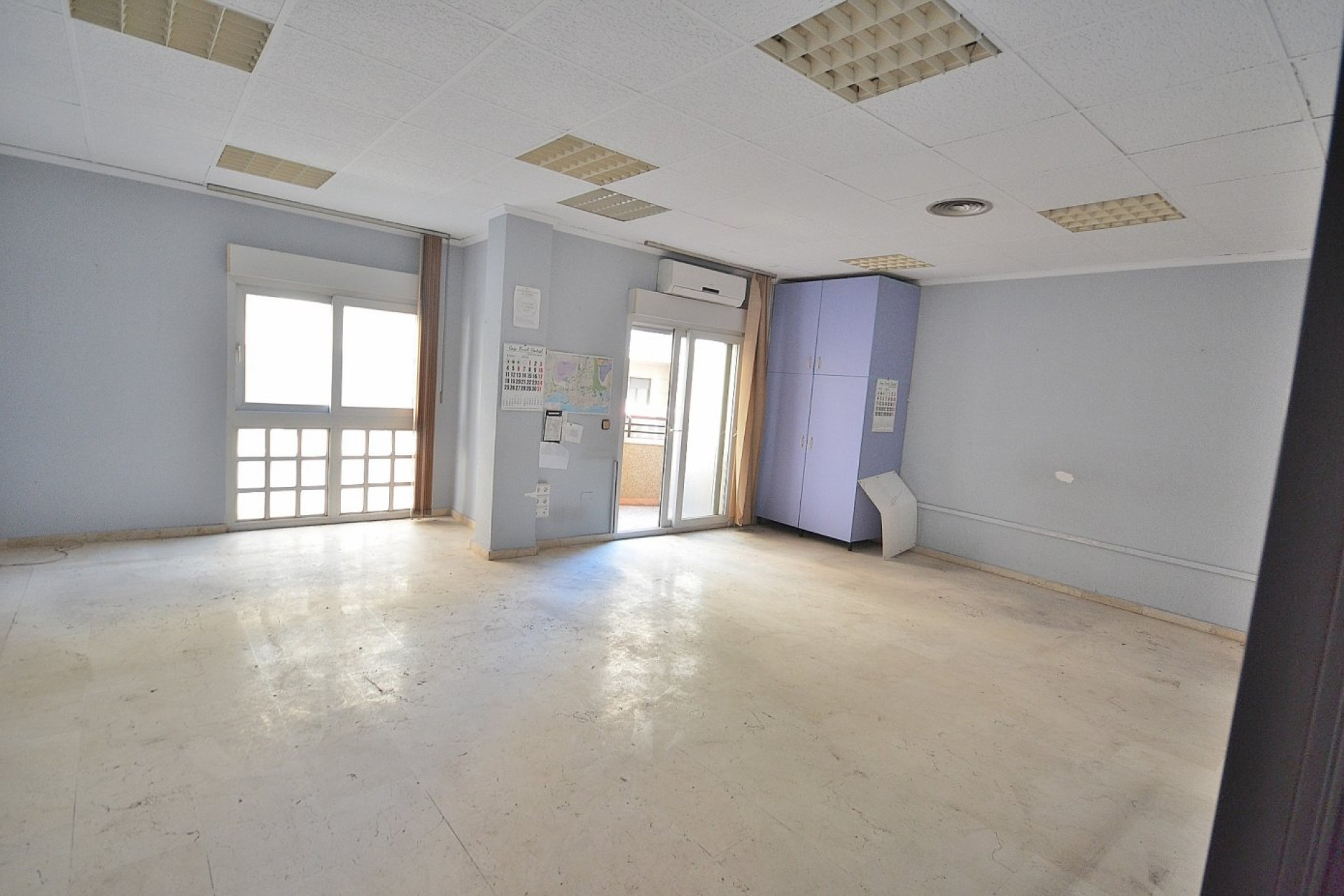 Reventa - Local Comercial - Torrevieja - Centro