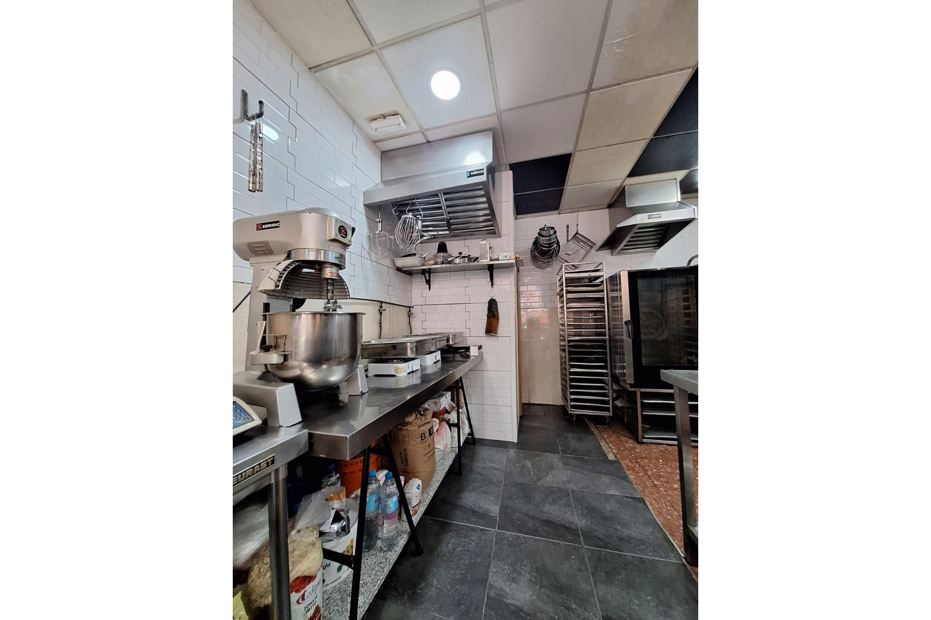 Reventa - Local Comercial - Torrevieja - Centro