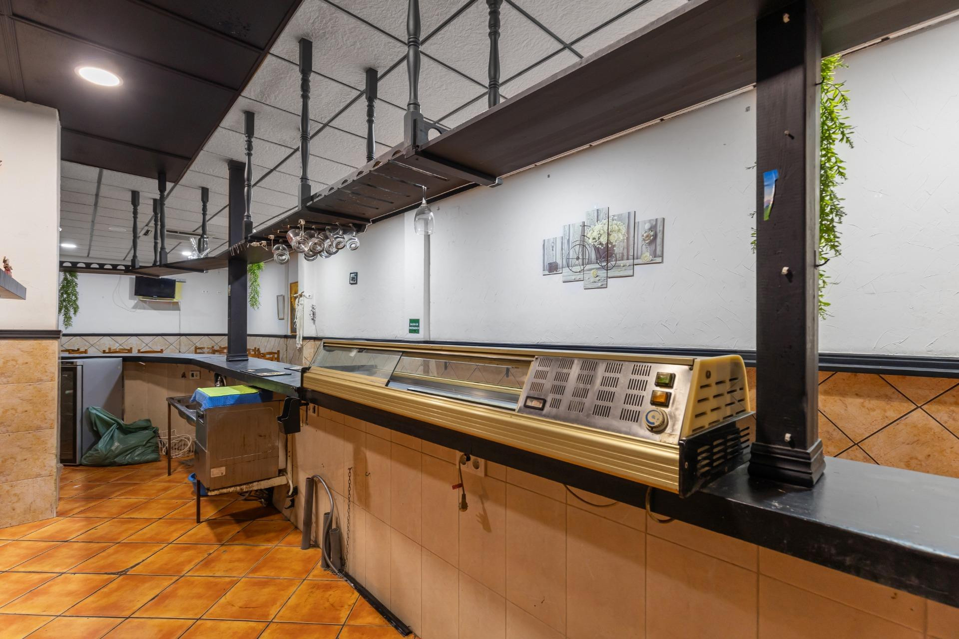 Reventa - Local Comercial - Torrevieja - Estacion de autobuses