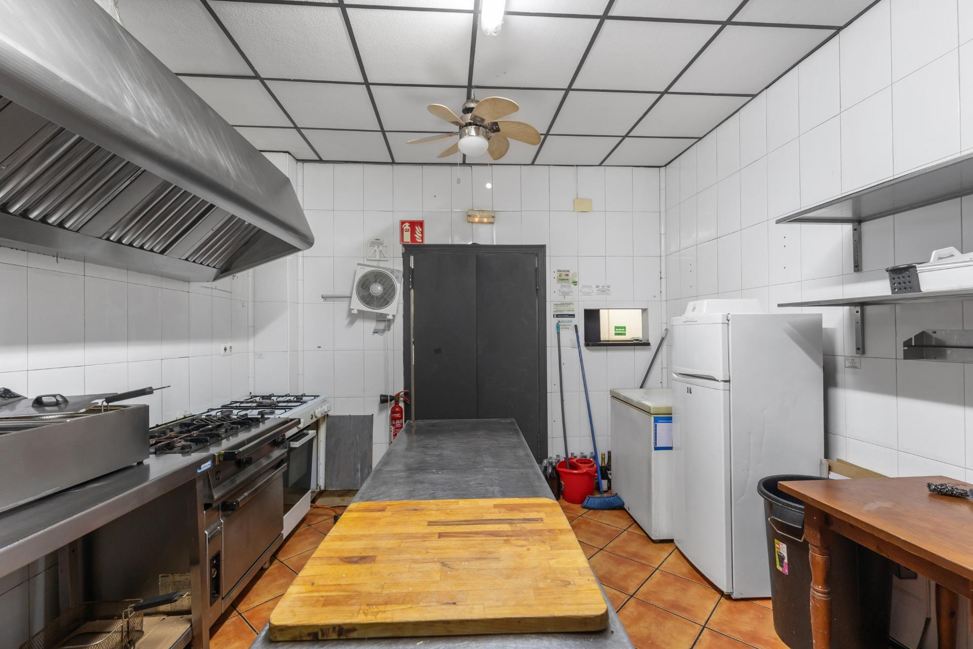 Reventa - Local Comercial - Torrevieja - Estacion de autobuses