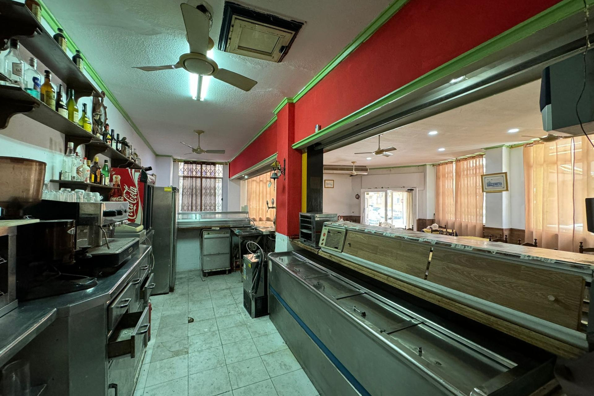 Reventa - Local Comercial - Torrevieja - Estacion de autobuses