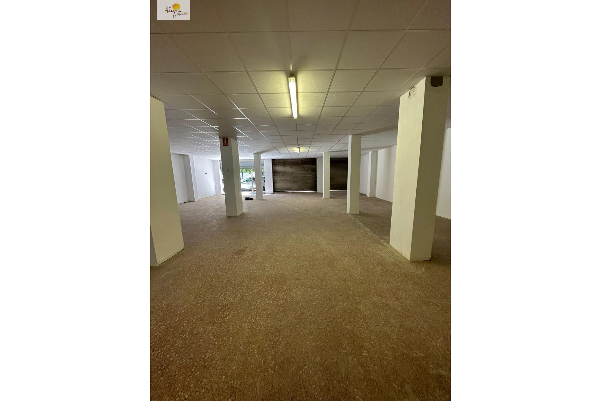 Reventa - Local Comercial - Valencia - Patraix