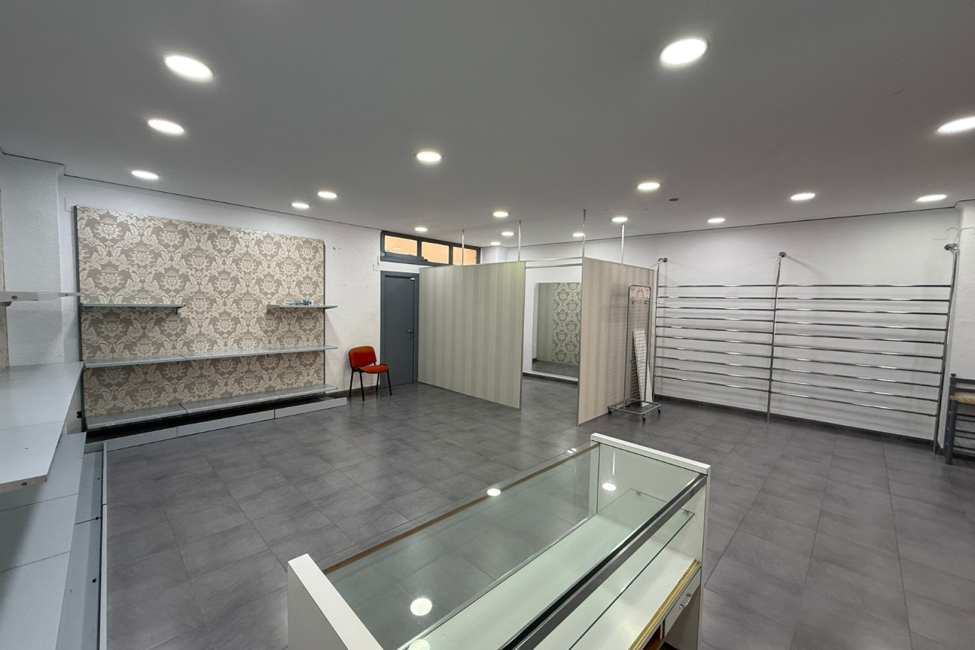 Reventa - local - Tavernes de la Valldigna - Pueblo