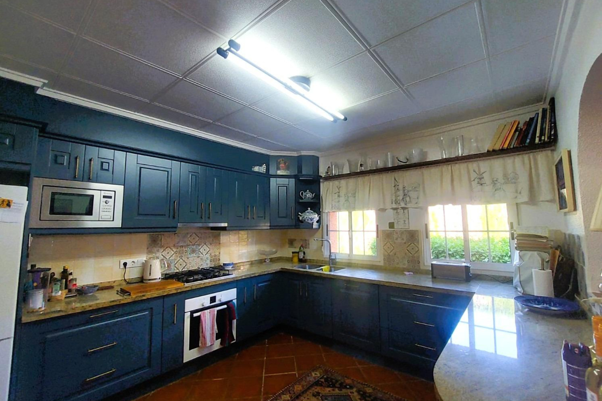 Reventa - Masía - LA MARINA