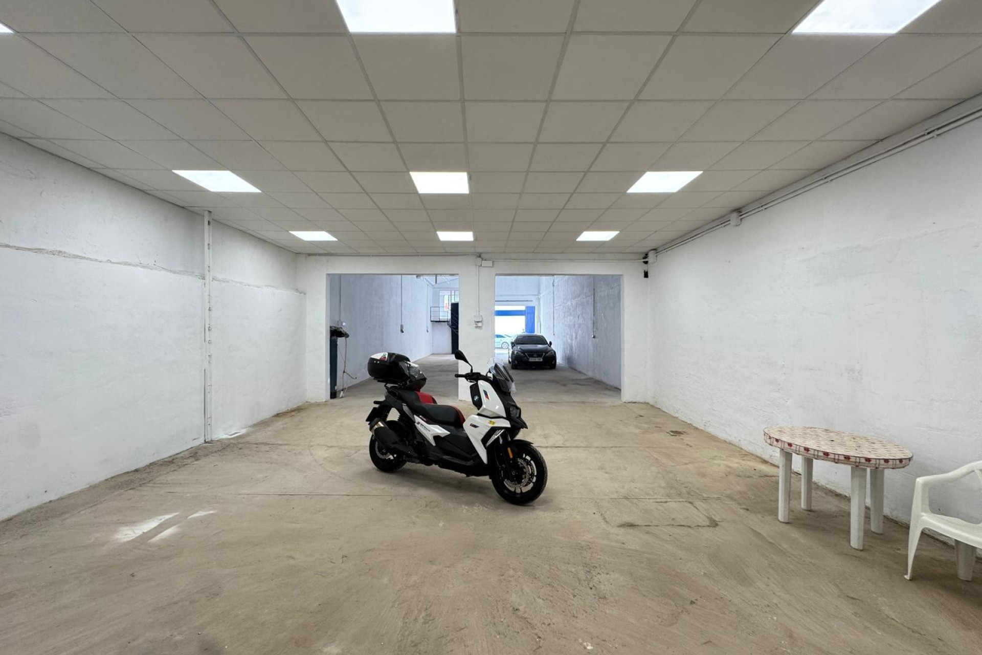 Reventa - Nave industrial - Torrevieja - Centro