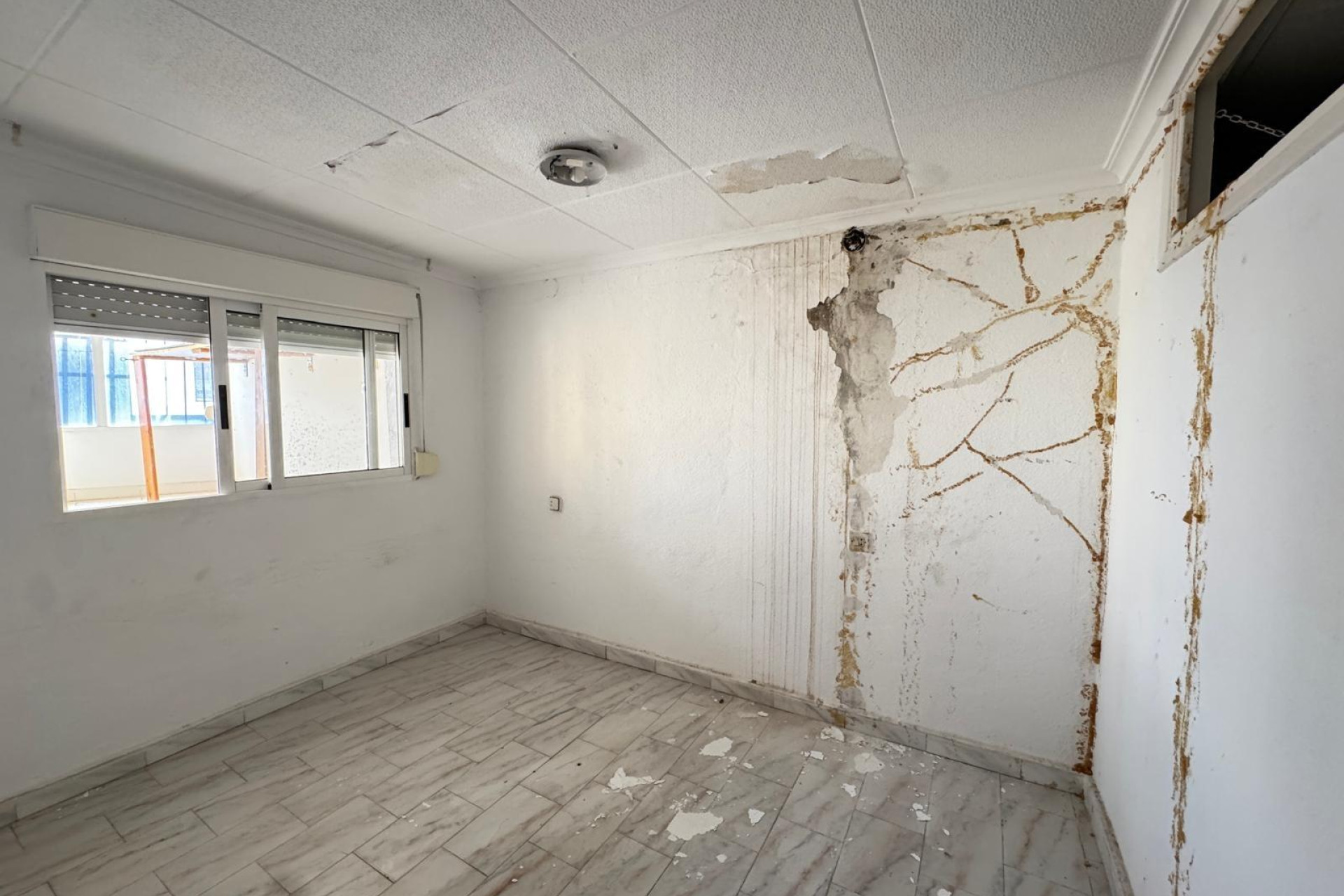 Reventa - Nave industrial - Torrevieja - Centro