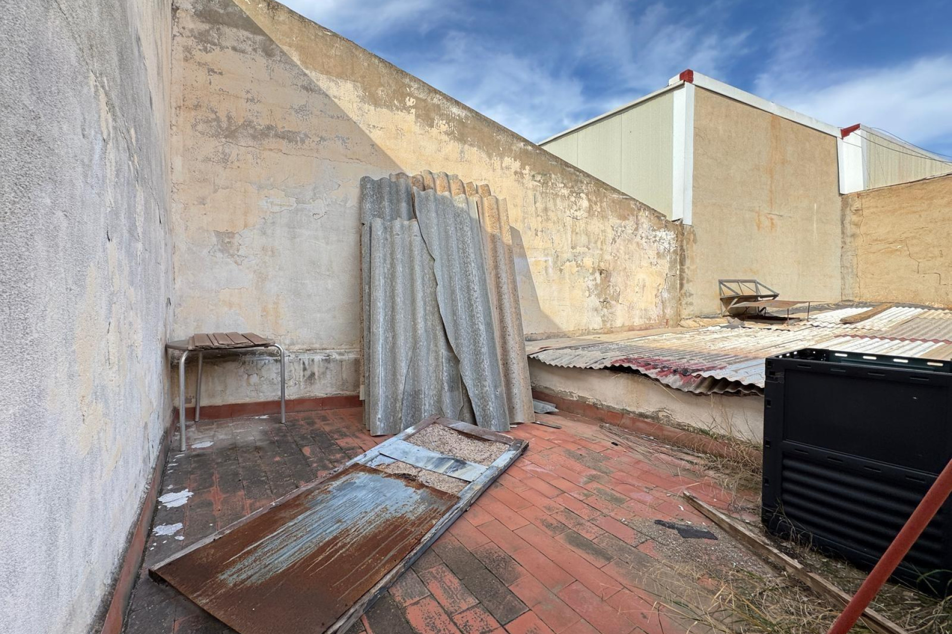 Reventa - Nave industrial - Torrevieja - Centro