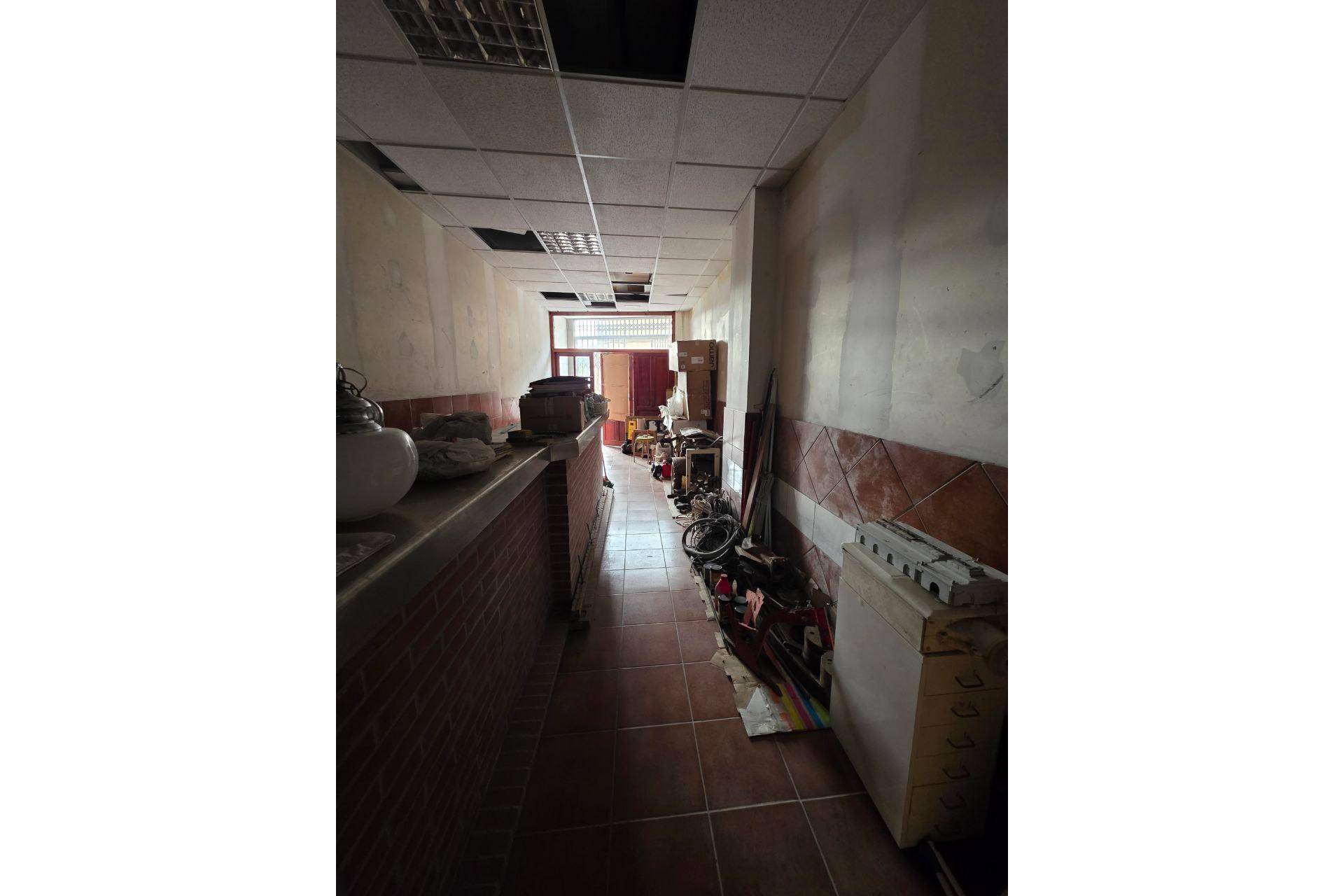 Reventa - Negocio - Oviedo - Fozaneldi-Tenderina