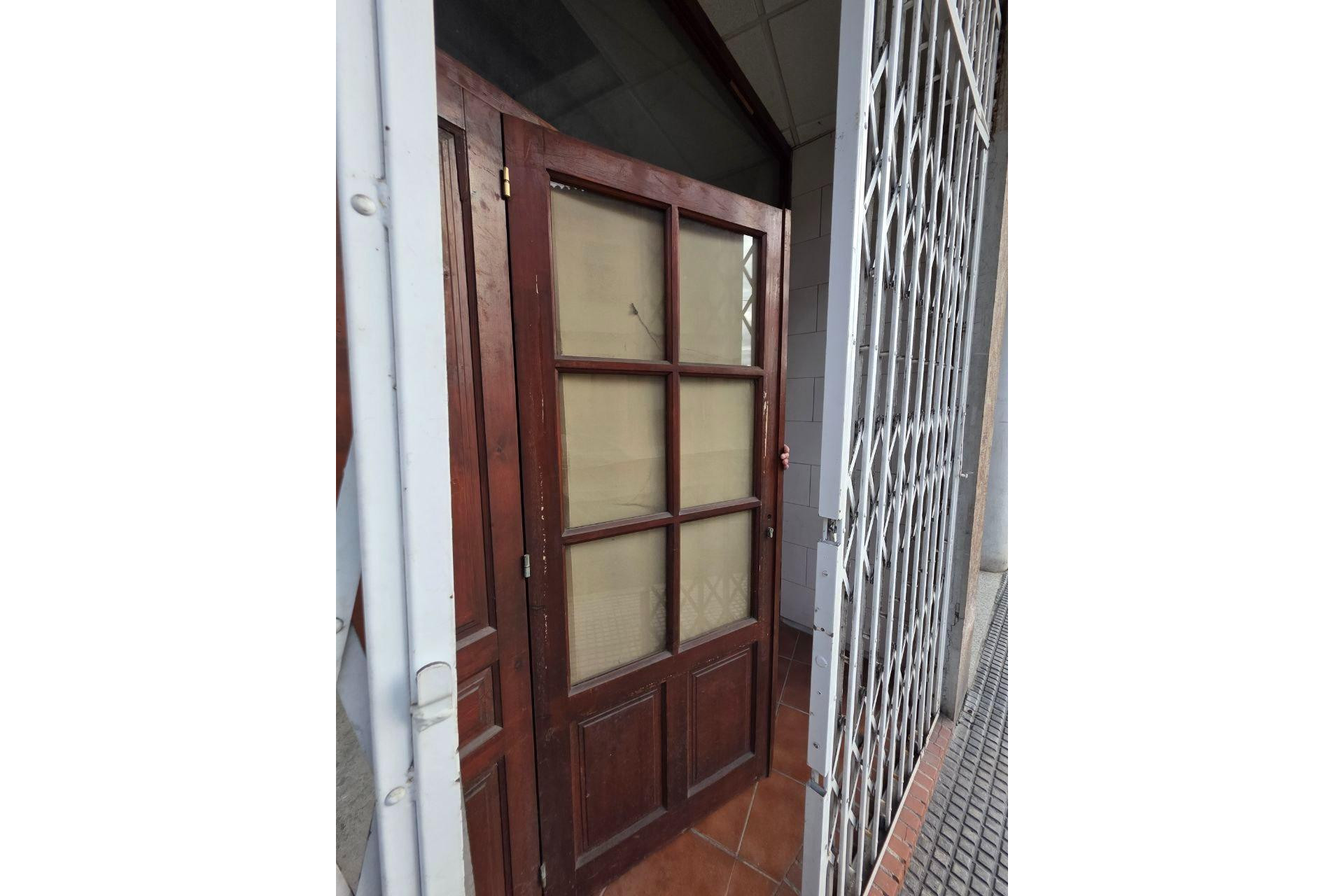 Reventa - Negocio - Oviedo - Fozaneldi-Tenderina