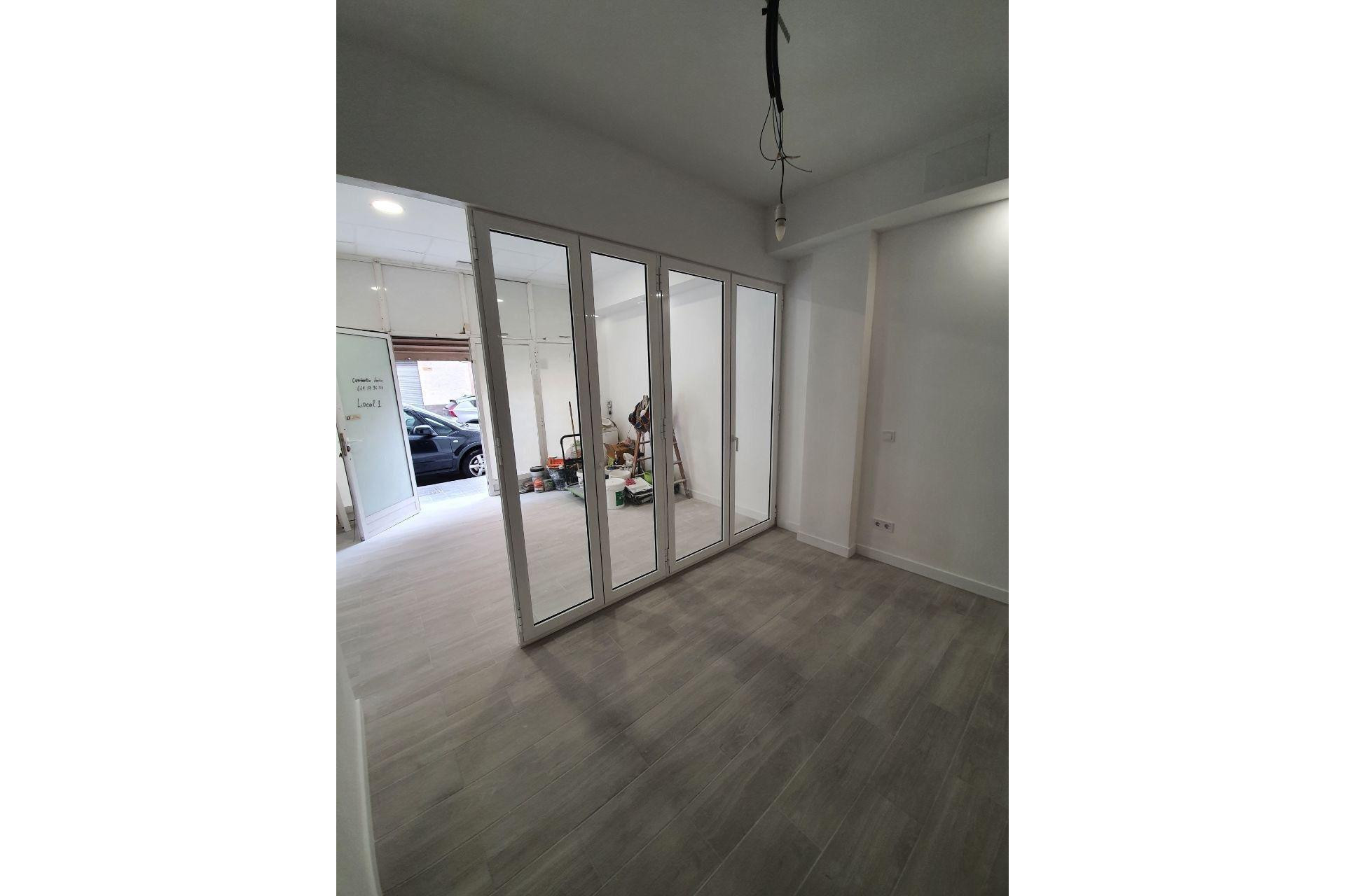 Reventa - Oficina - Alicante - Los ángeles