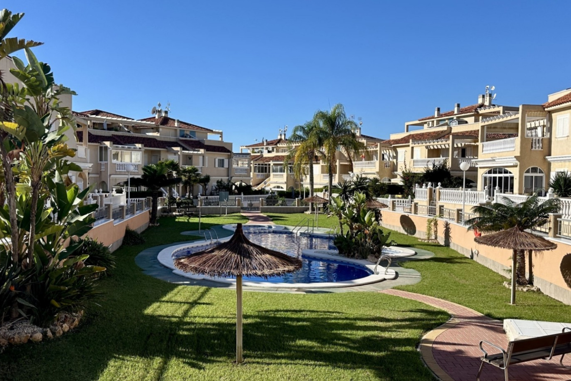 Reventa - Quad house - Orihuela Costa - Playa Flamenca