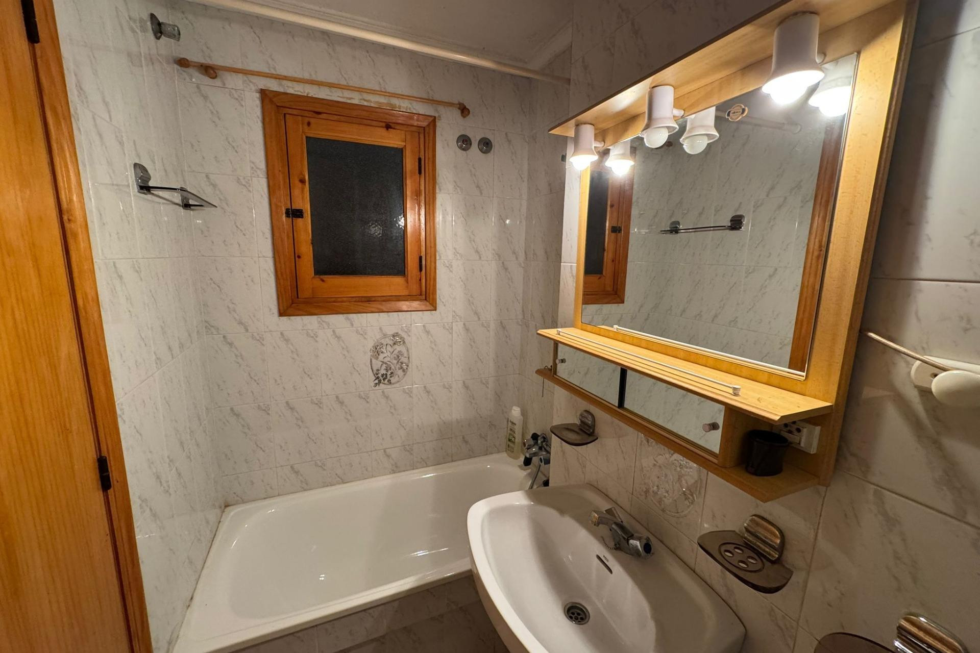 Reventa - Studio - Torrevieja - Estacion de autobuses