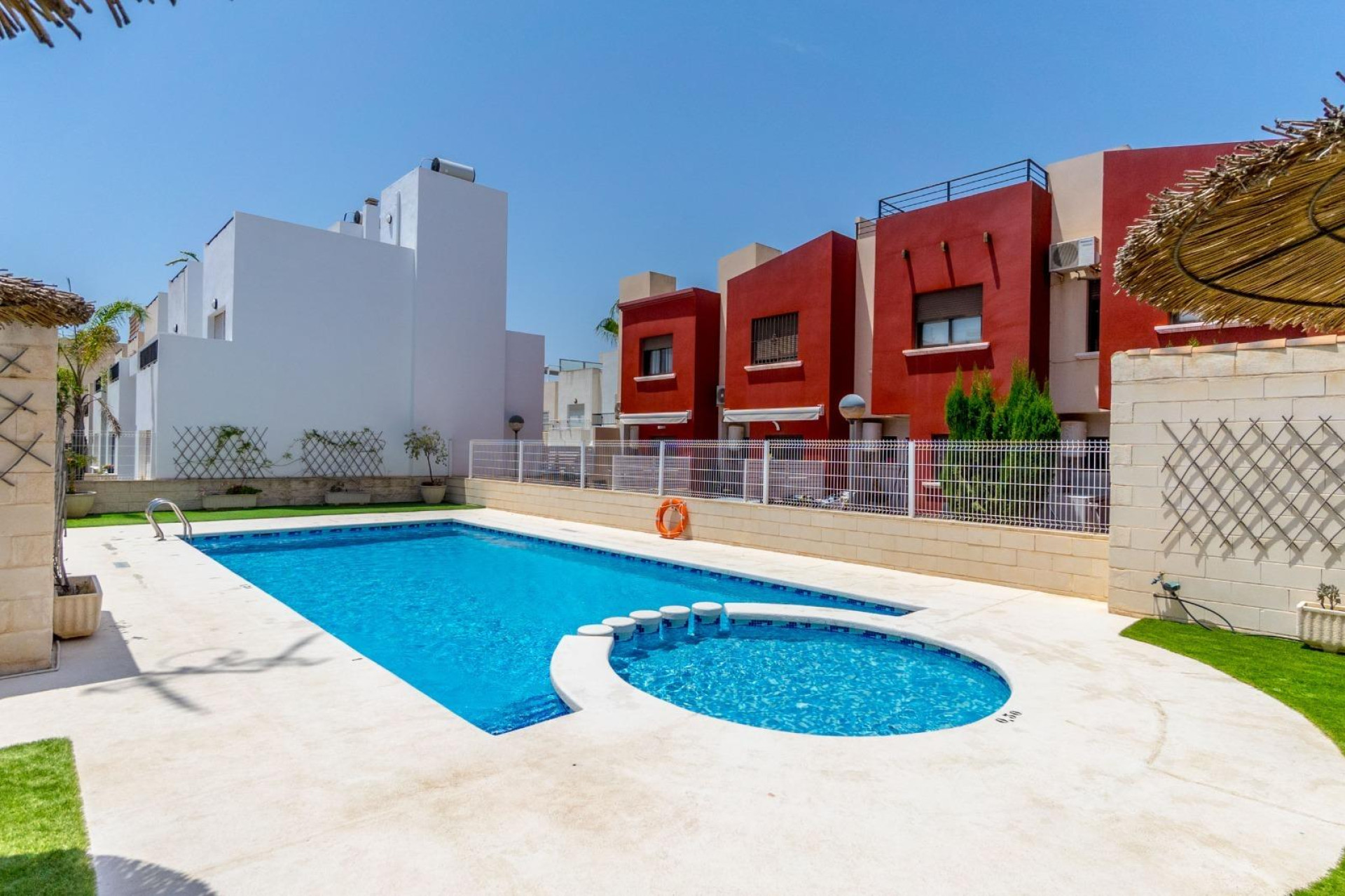 Reventa - Terraced house - Torrevieja - Aguas Nuevas