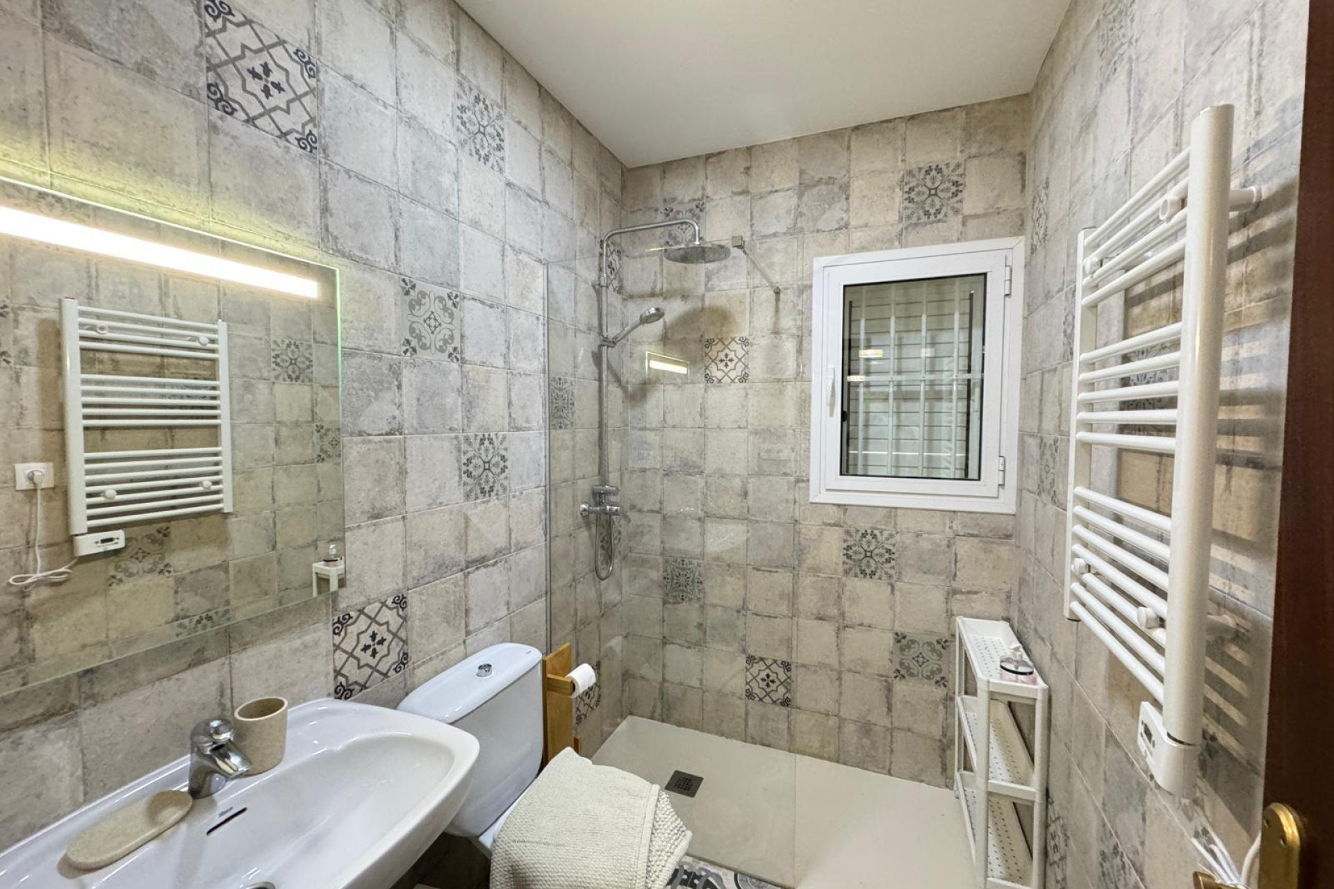 Reventa - Villa - Cabo Roig - MUY CERCA DE LA PLAYA