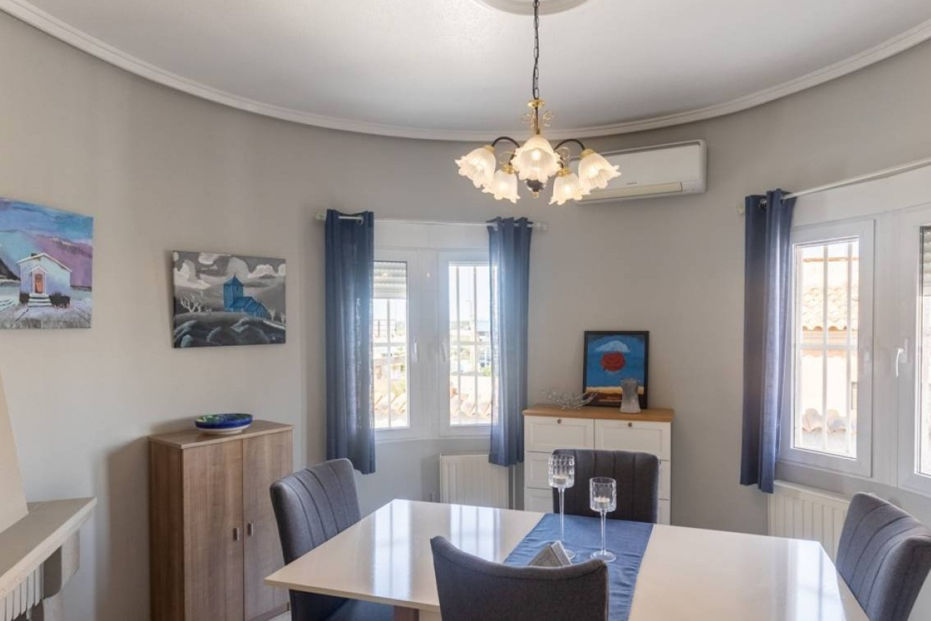 Reventa - Villa - Ciudad Quesada - Central Quesada