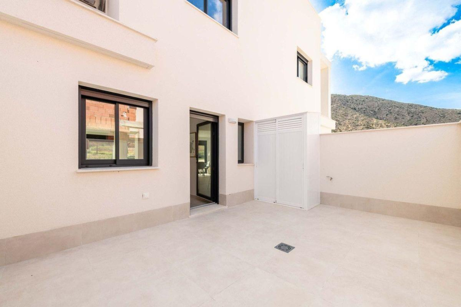 Reventa - Villa - Cox