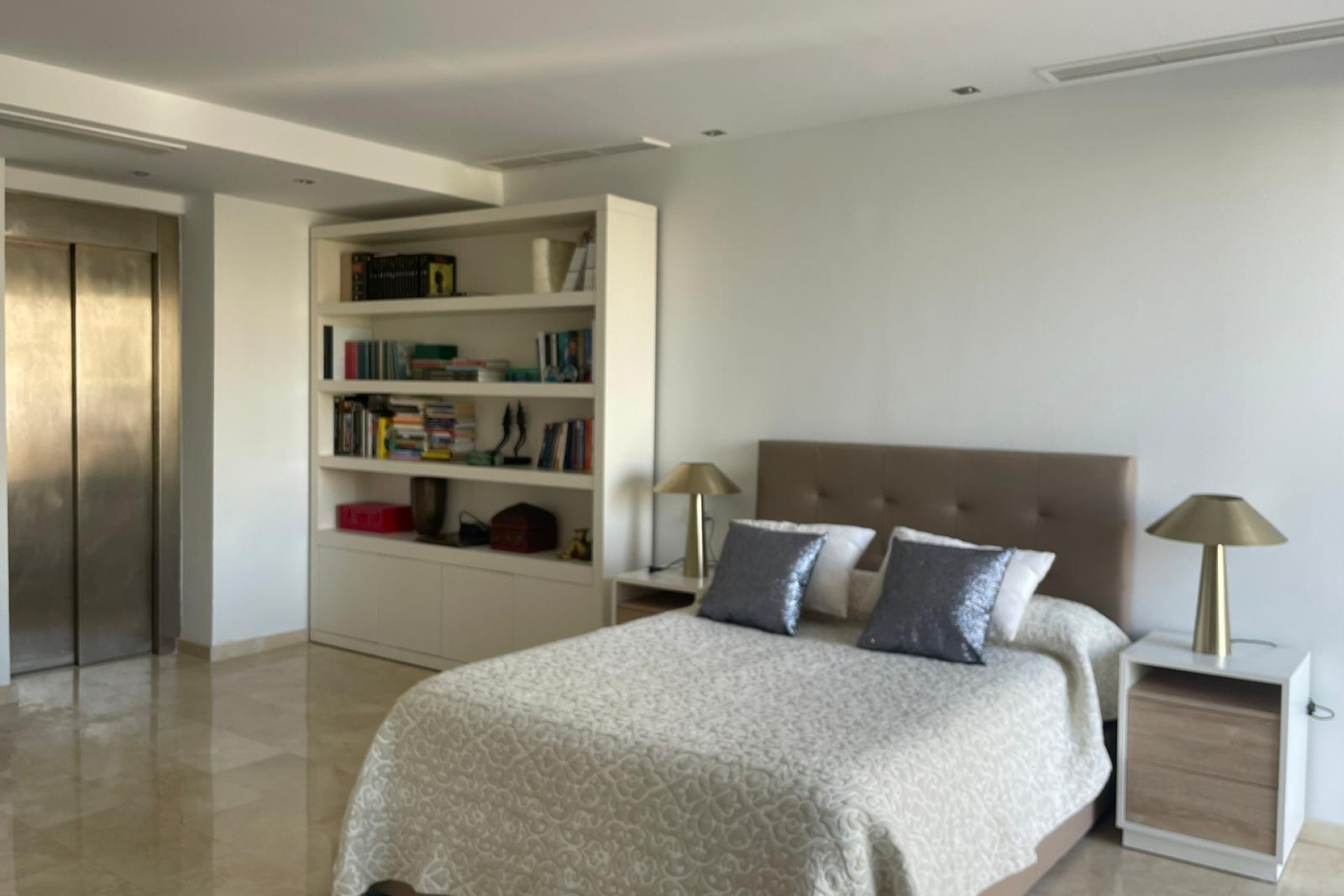 Reventa - Villa de Lujo - Alicante - Alicante Golf