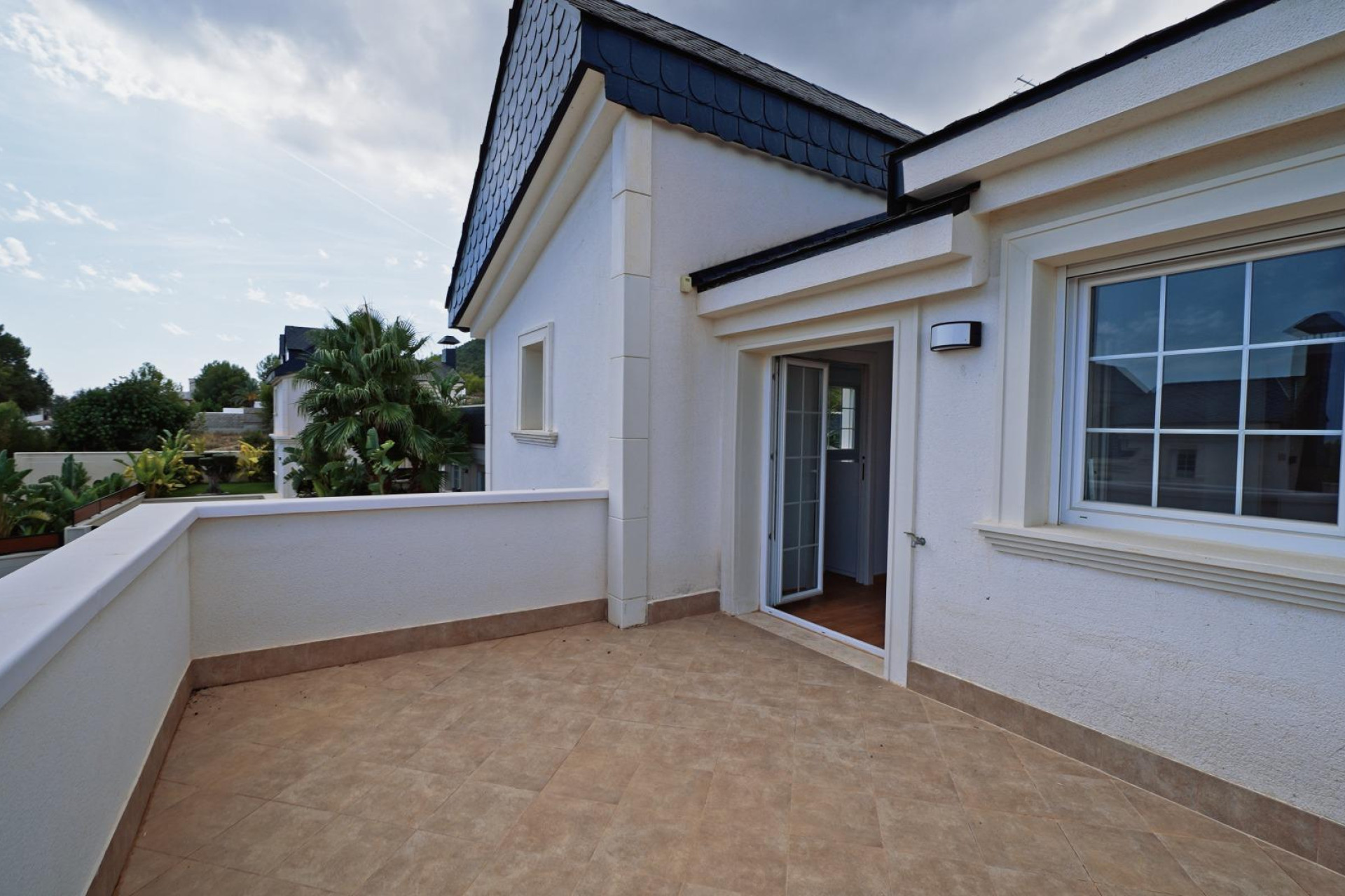 Reventa - Villa de Lujo - Polop - Urbanizaciones