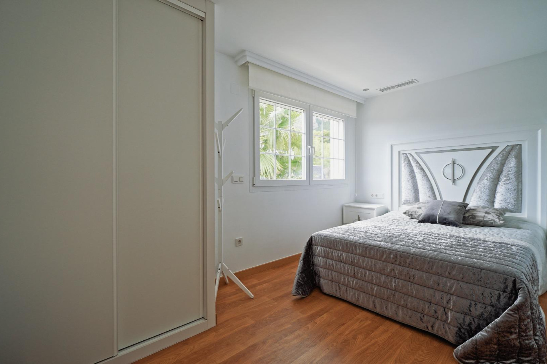 Reventa - Villa de Lujo - Polop - Urbanizaciones