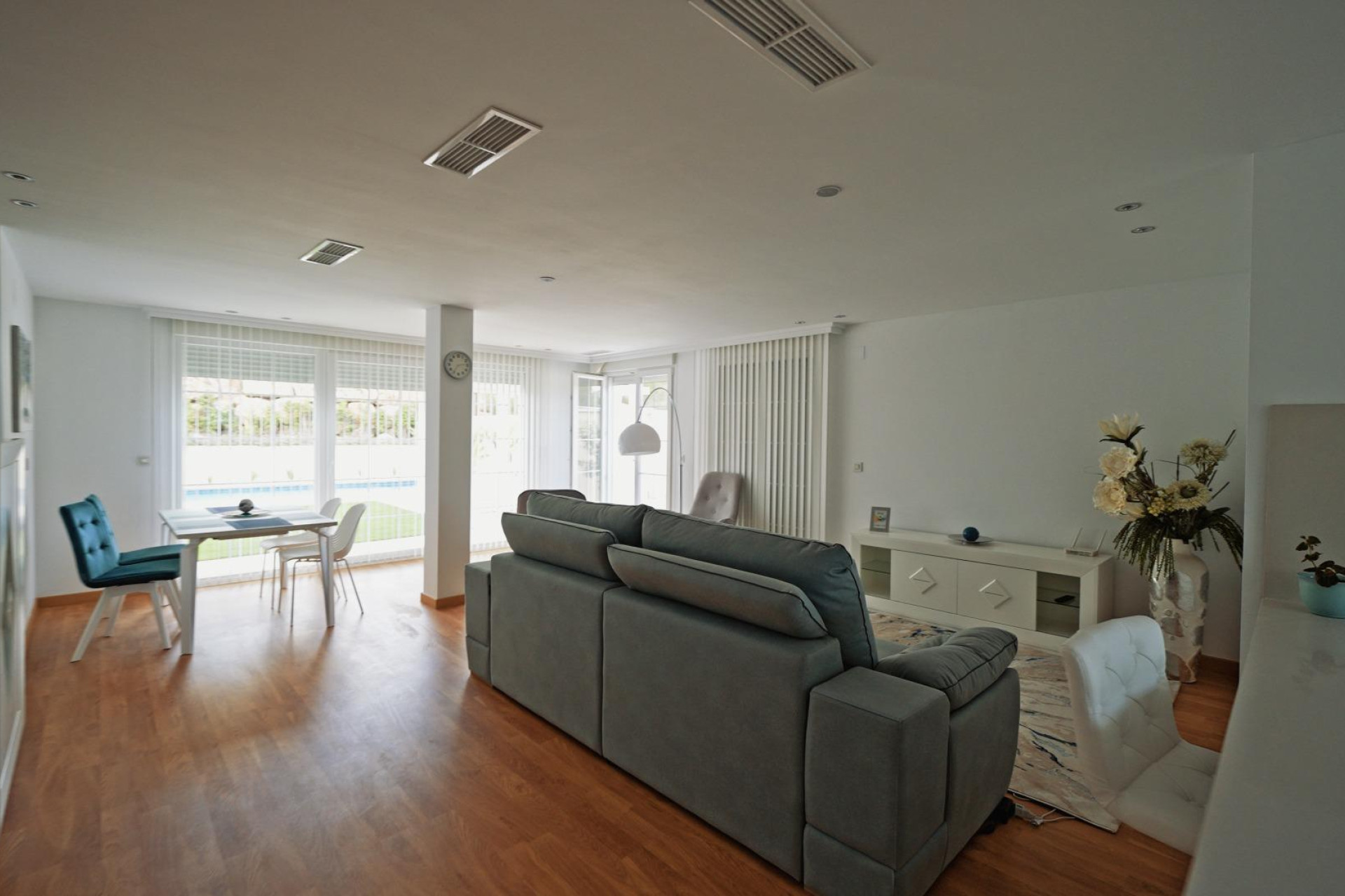 Reventa - Villa de Lujo - Polop - Urbanizaciones