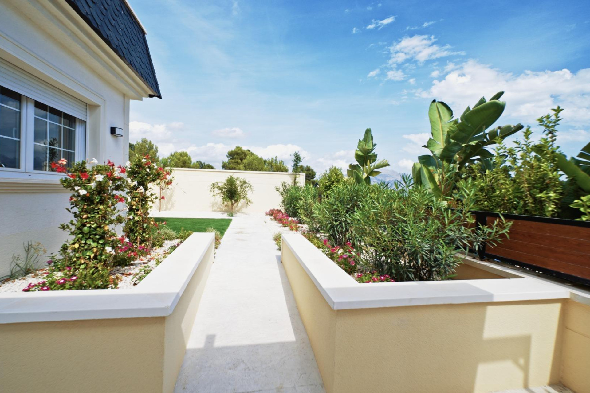 Reventa - Villa de Lujo - Polop - Urbanizaciones