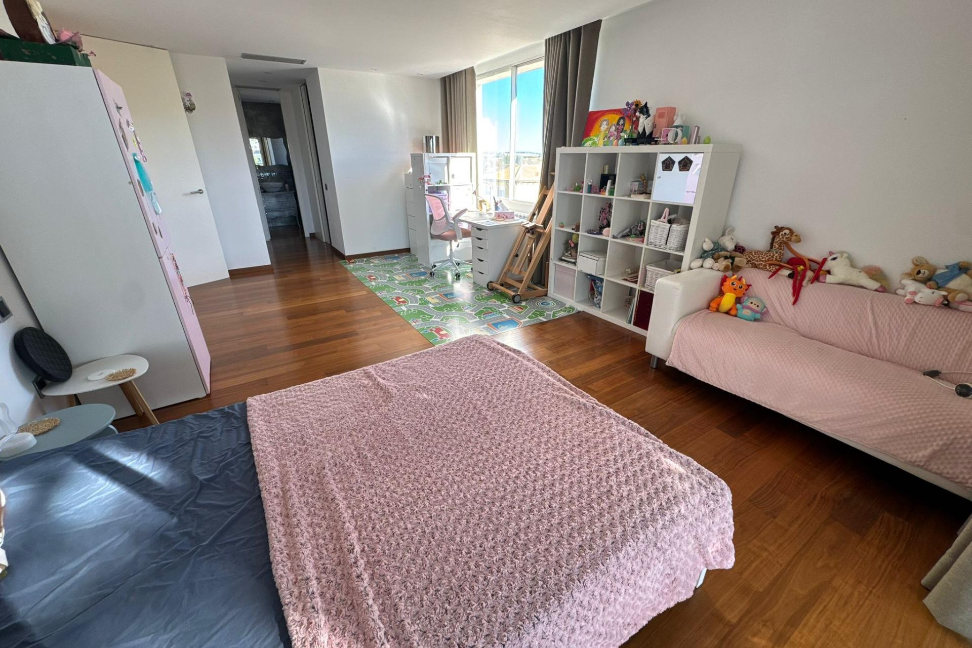 Reventa - Villa de Lujo - Riba - Roja de Turia - Montealcedo