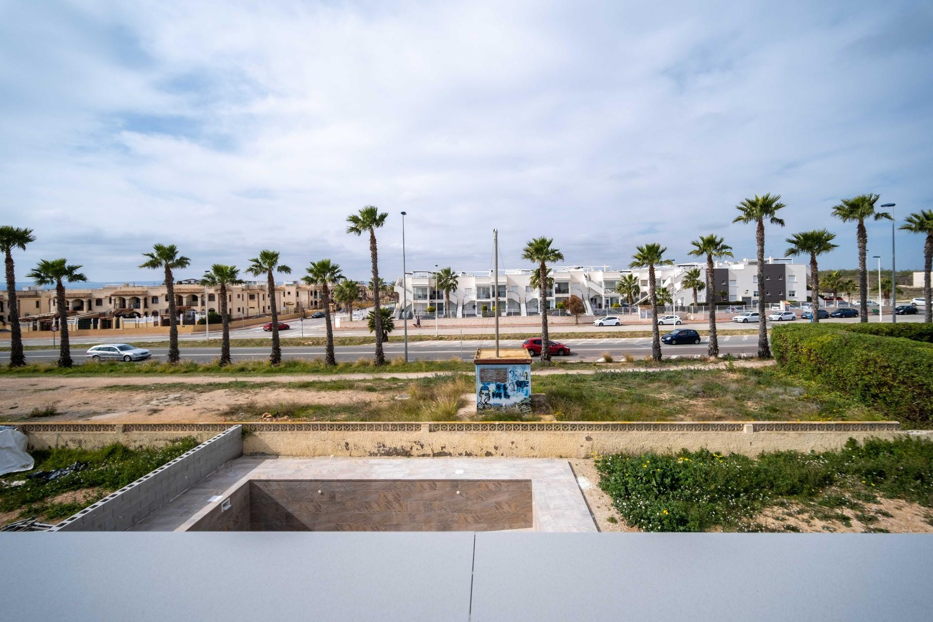 Reventa - Villa de Lujo - Torrevieja - Aguas nuevas 1