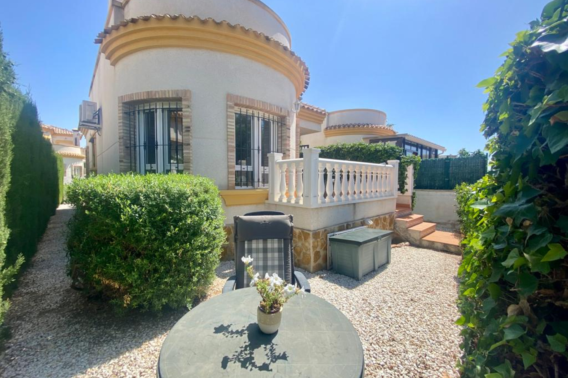 Reventa - Villa for sale - Los Montesinos - La Herrada