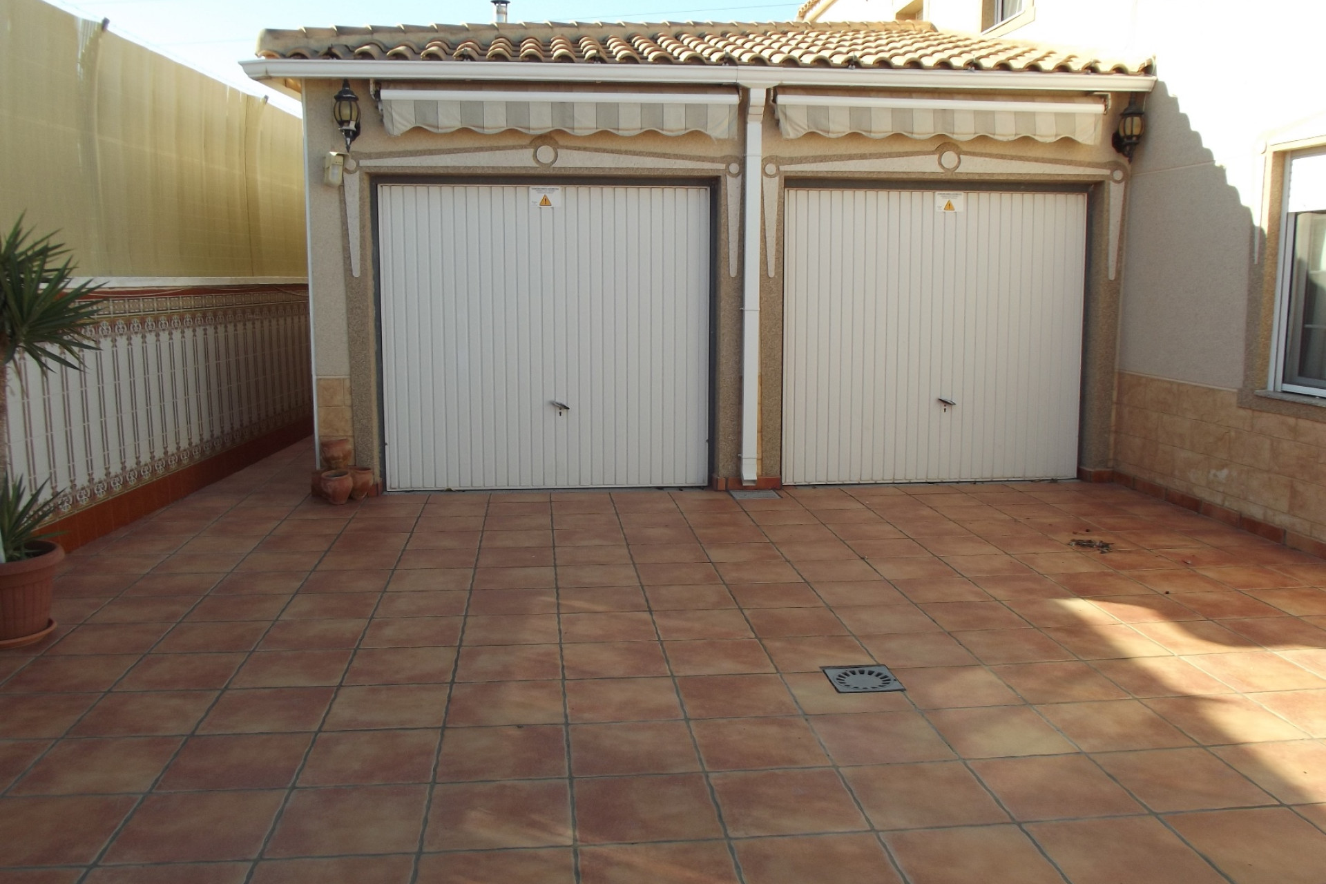 Reventa - Villa for sale - Torrevieja - El Chaparral