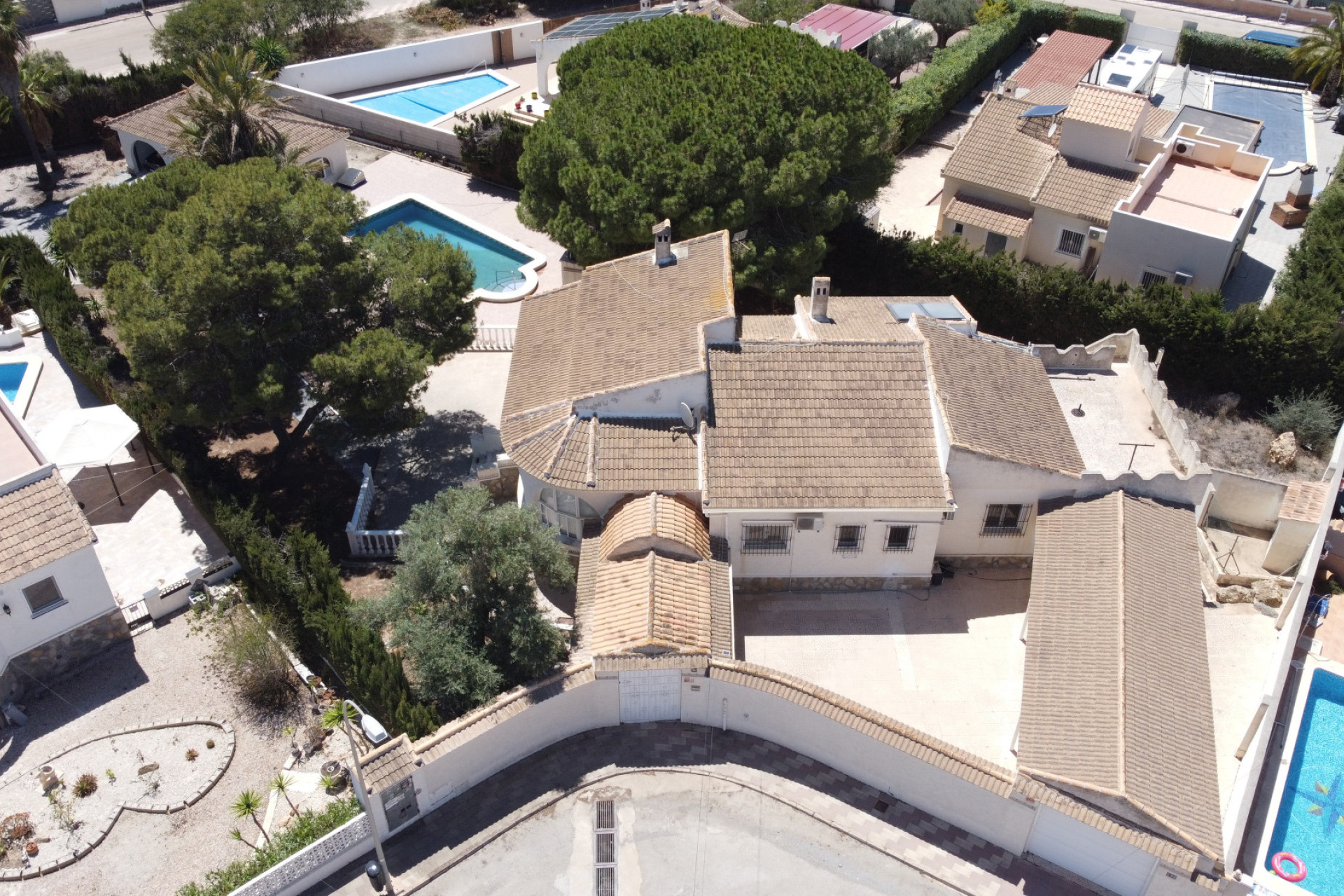 Reventa - Villa for sale - Torrevieja - El Chaparral