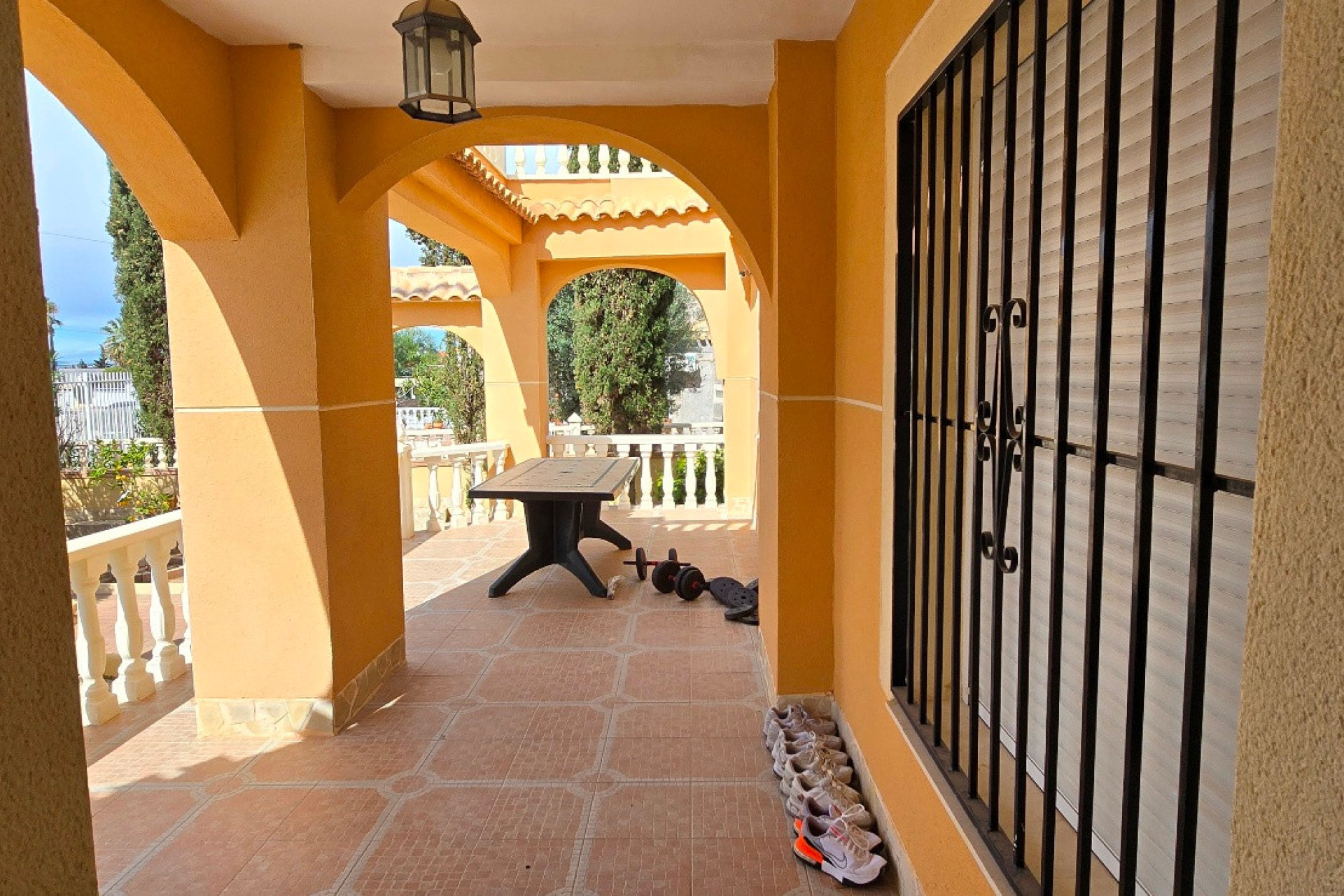 Reventa - Villa for sale - Torrevieja - El Chaparral