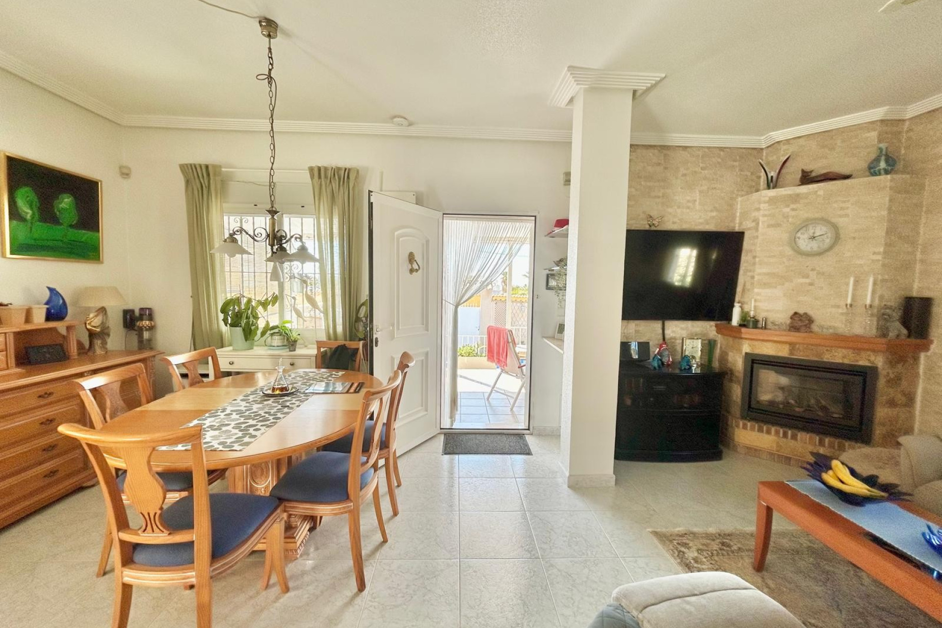 Reventa - Villa for sale - Torrevieja - La Siesta