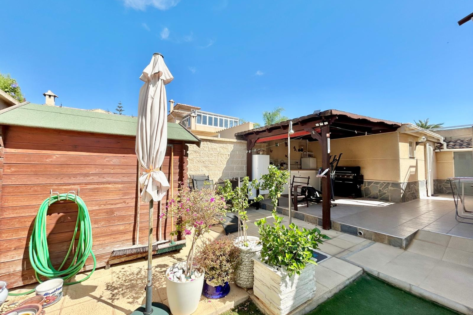 Reventa - Villa for sale - Torrevieja - La Siesta