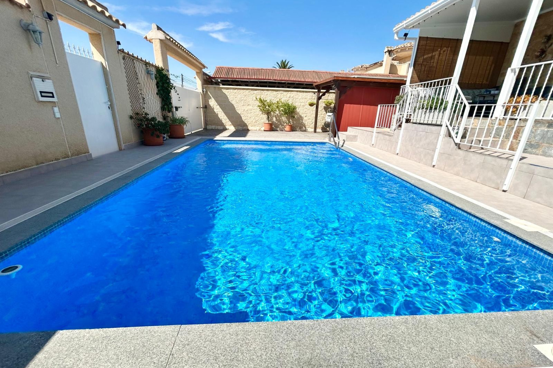 Reventa - Villa for sale - Torrevieja - La Siesta