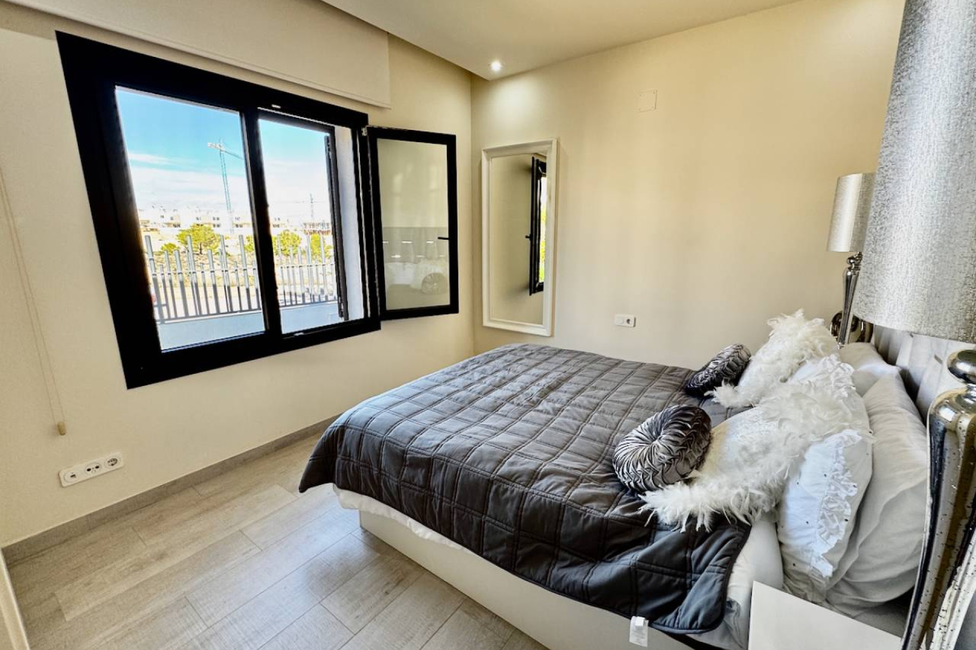 Reventa - Villa - La Finca Golf