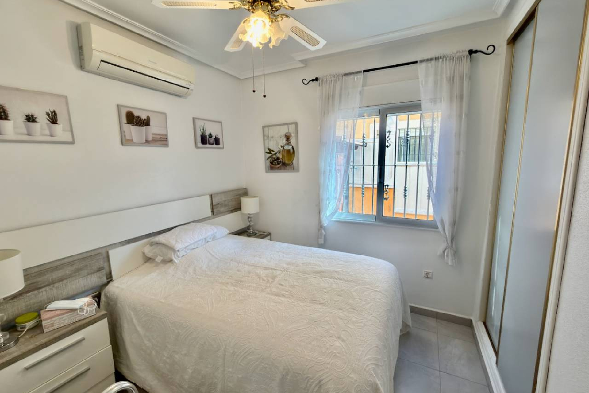 Reventa - Villa - Lo Crispin