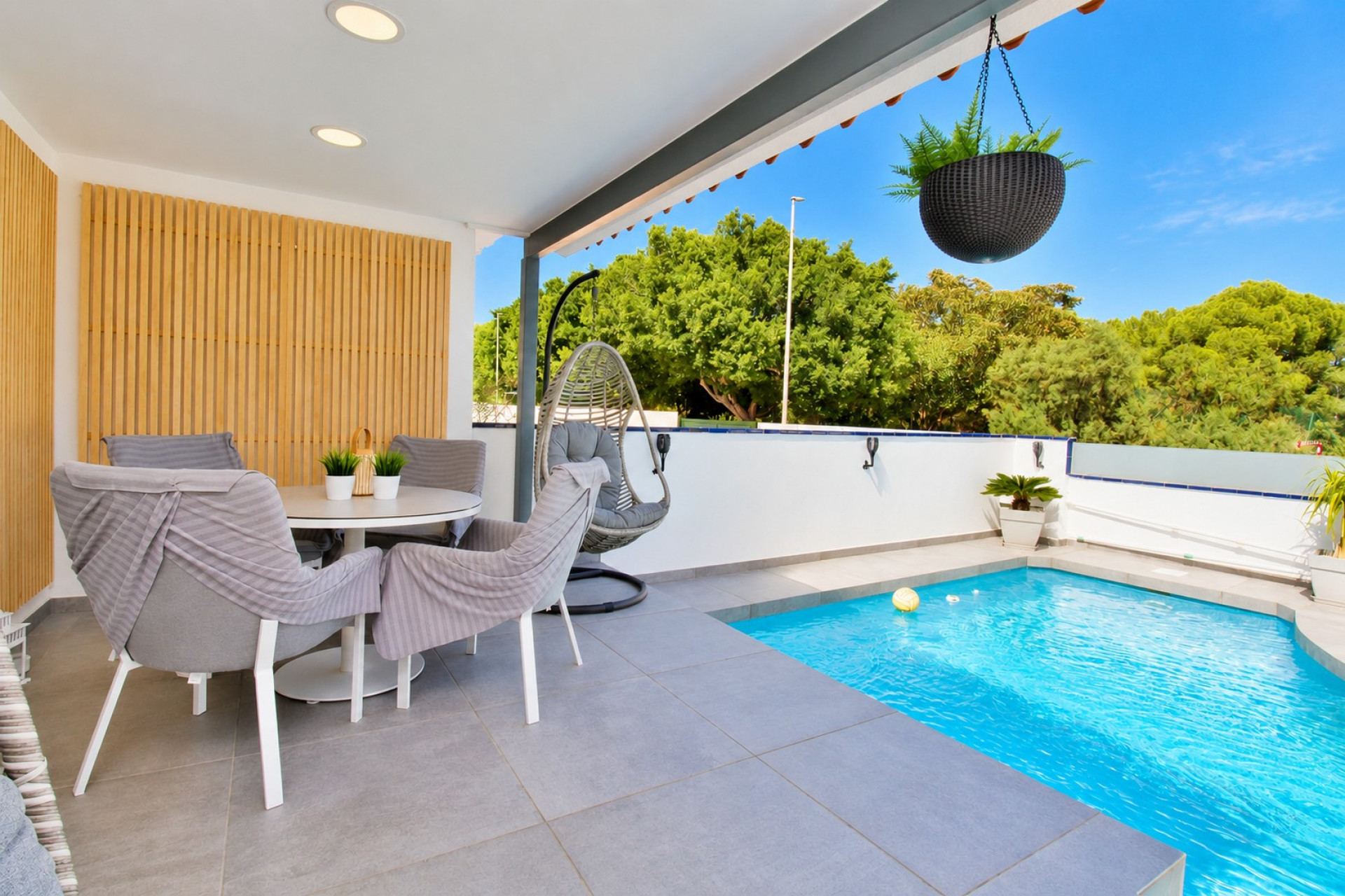 Reventa - Villa - Mil Palmeras