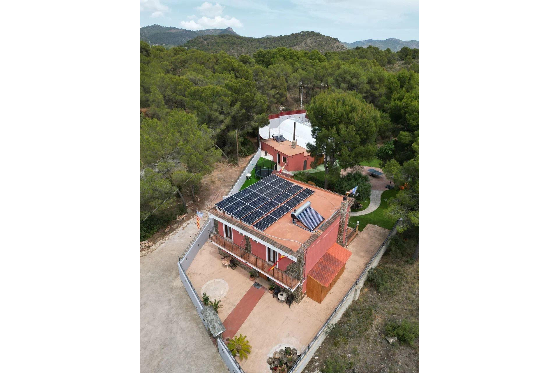 Reventa - Villa - Naquera - Casco Urbano