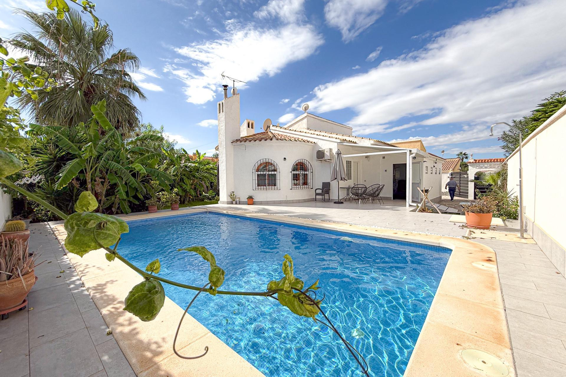 Reventa - Villa - Orihuela Costa - La Florida