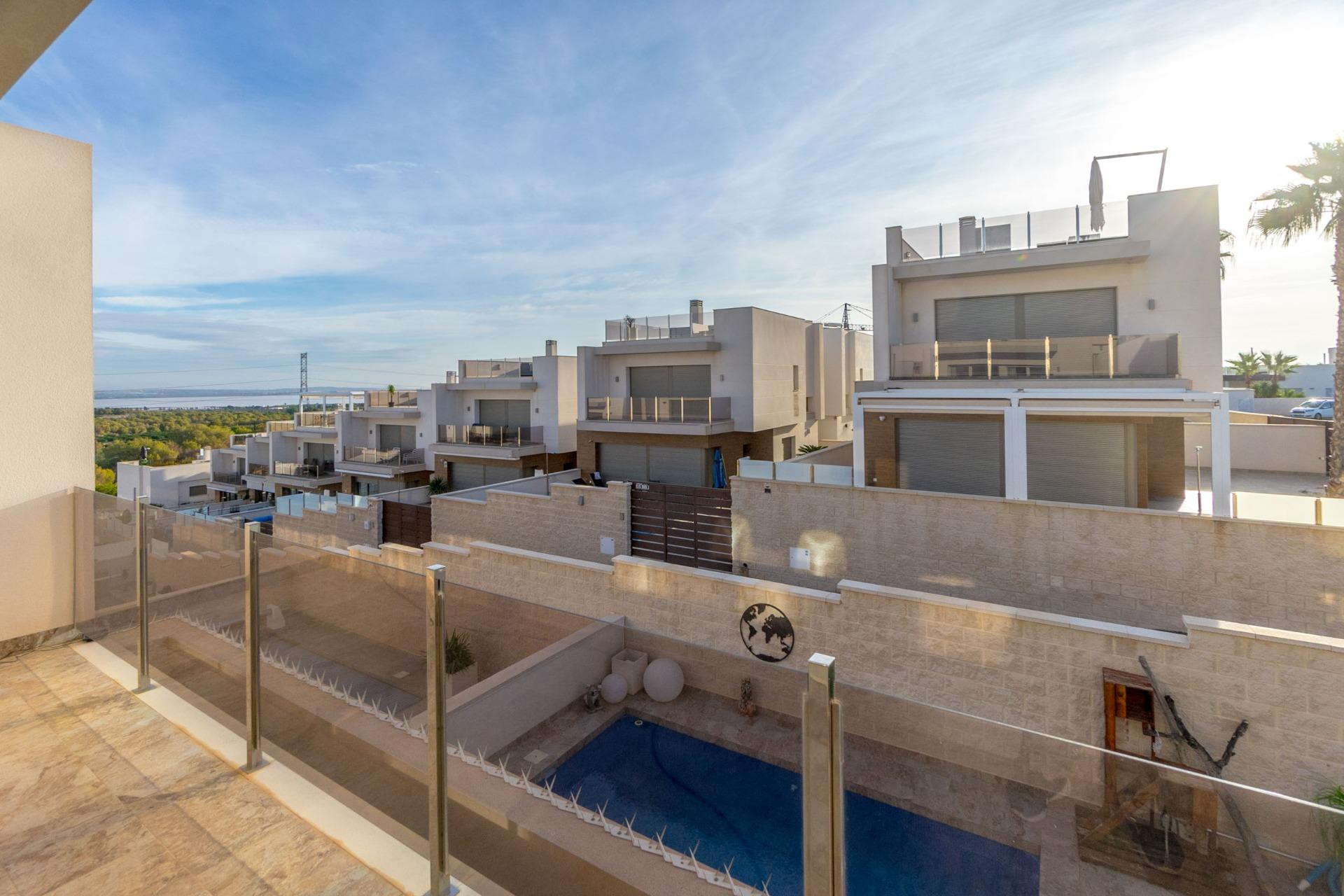 Reventa - Villa - Orihuela Costa - PAU 26