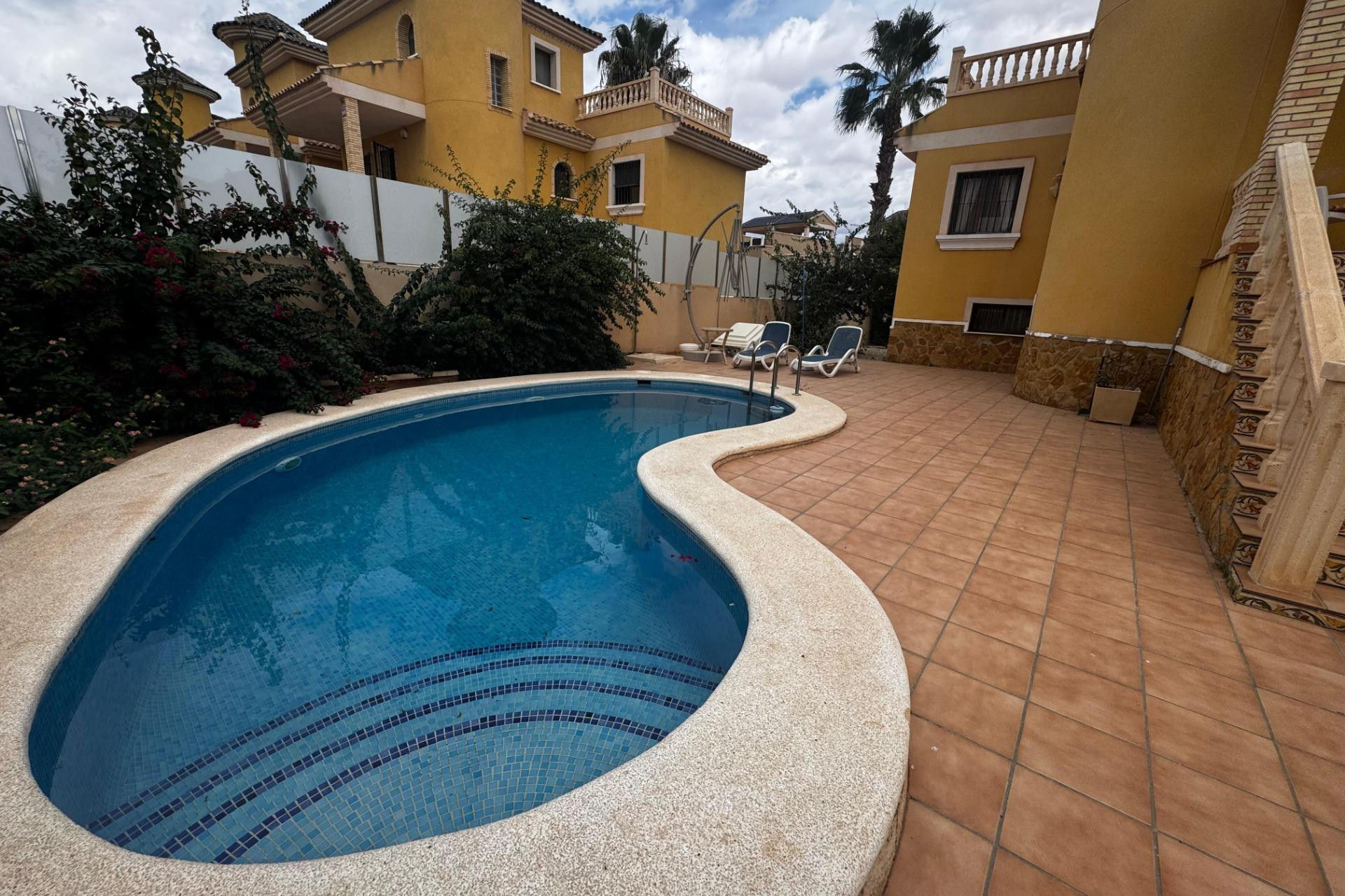 Reventa - Villa - Orihuela Costa - PAU 8