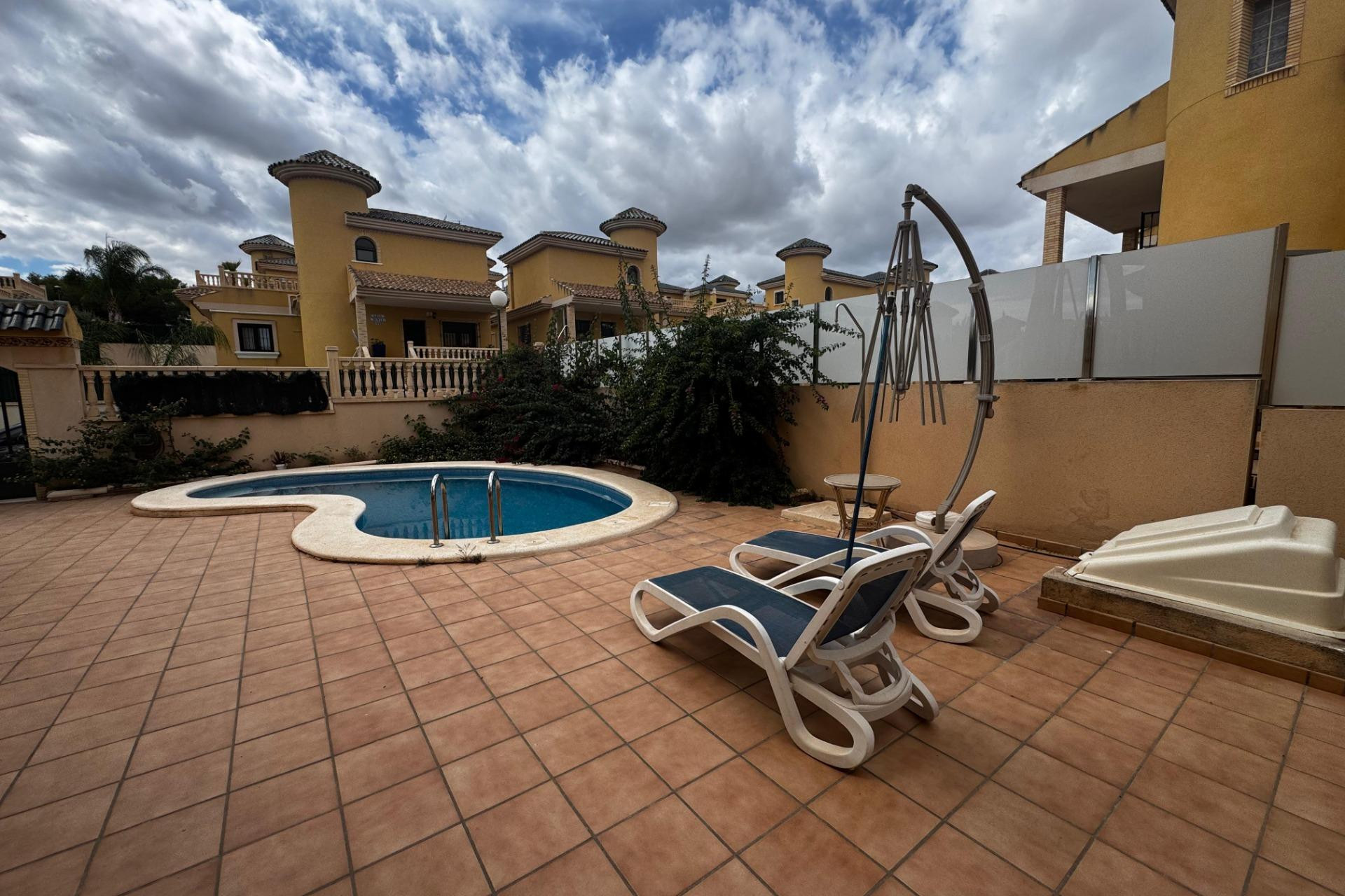 Reventa - Villa - Orihuela Costa - PAU 8