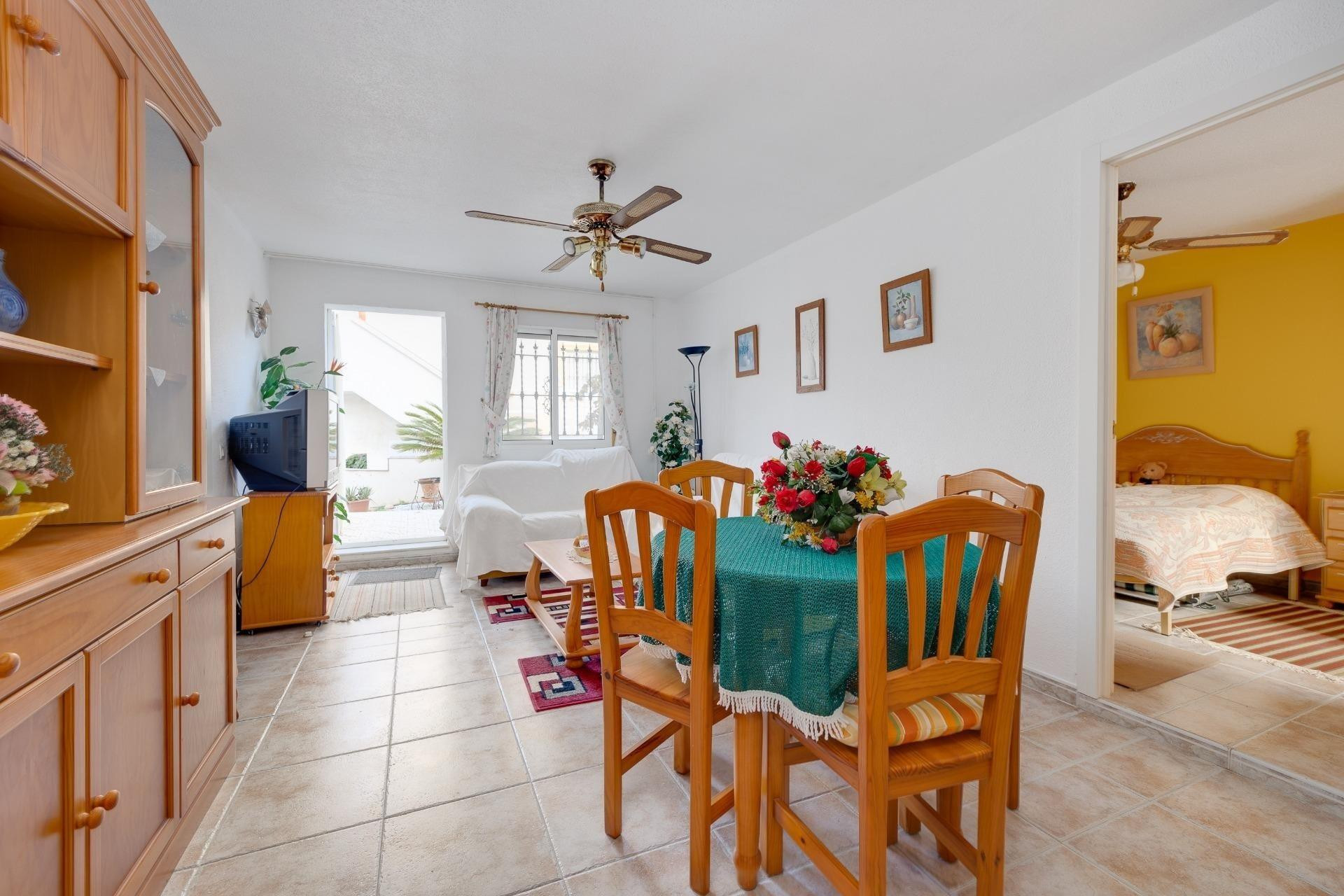 Reventa - Villa - Orihuela Costa - Playa Flamenca