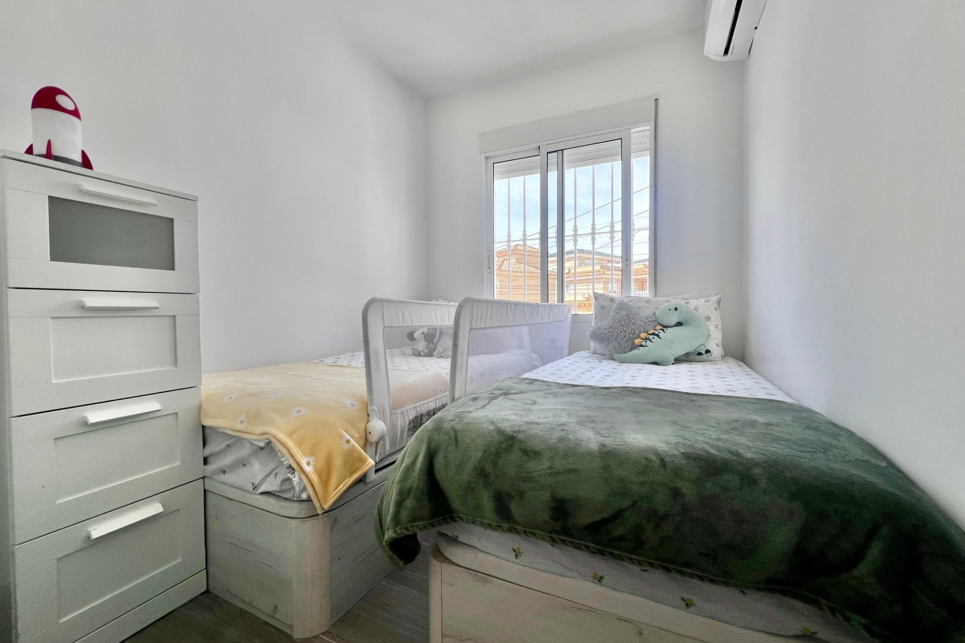 Reventa - Villa - San Miguel de Salinas - Las filipinas